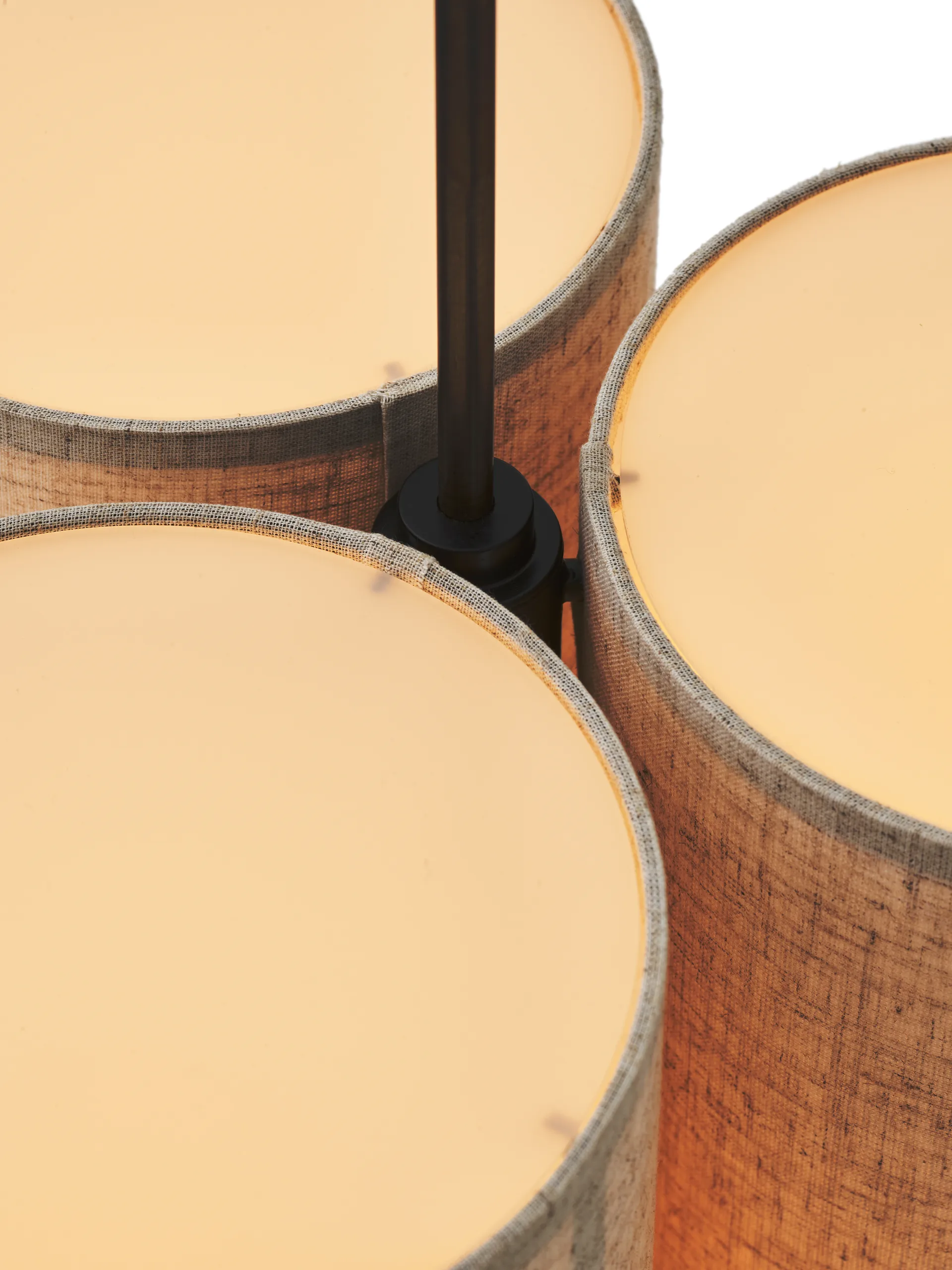 Hashira Cluster Pendelleuchte raw, 45cm Audo Copenhagen