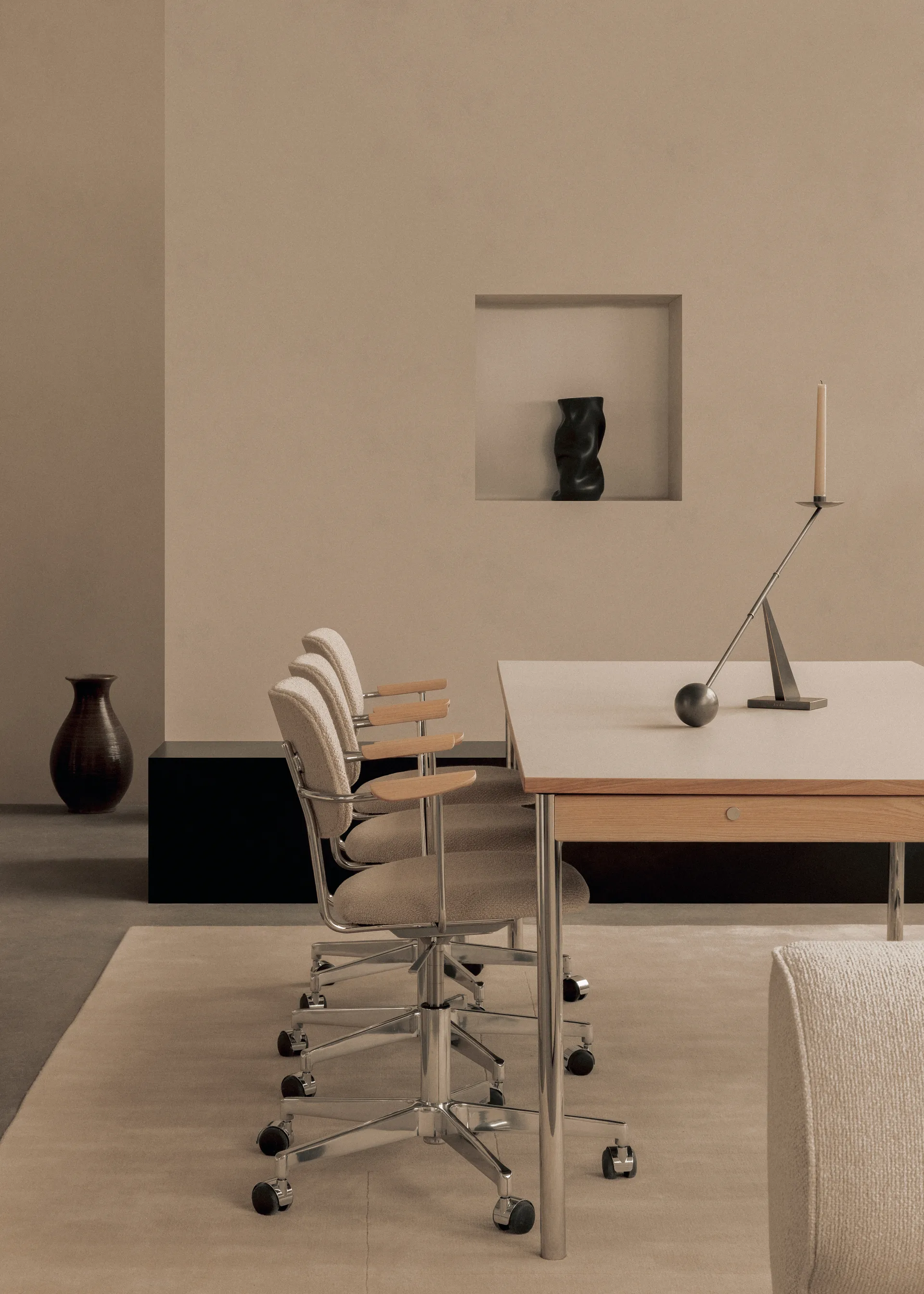 Interconnect Kerzenhalter 70 cm, Bronzed brass Audo Copenhagen