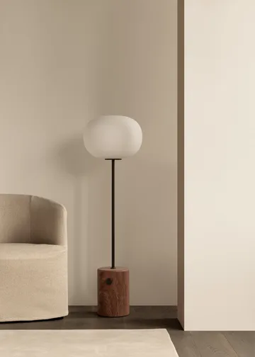 JWDA Stehleuchte - Red travertine, 130 cm - Audo Copenhagen