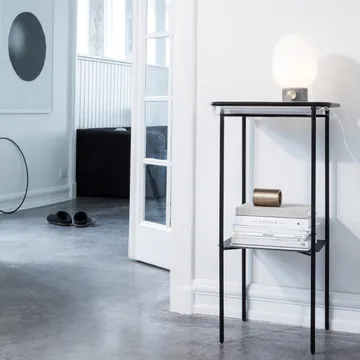 JWDA Tischleuchte - Beton-Messing, Small - Audo Copenhagen