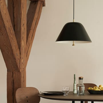 Levitate Pendelleuchte Ø40cm - Schwarz-Messing - Audo Copenhagen