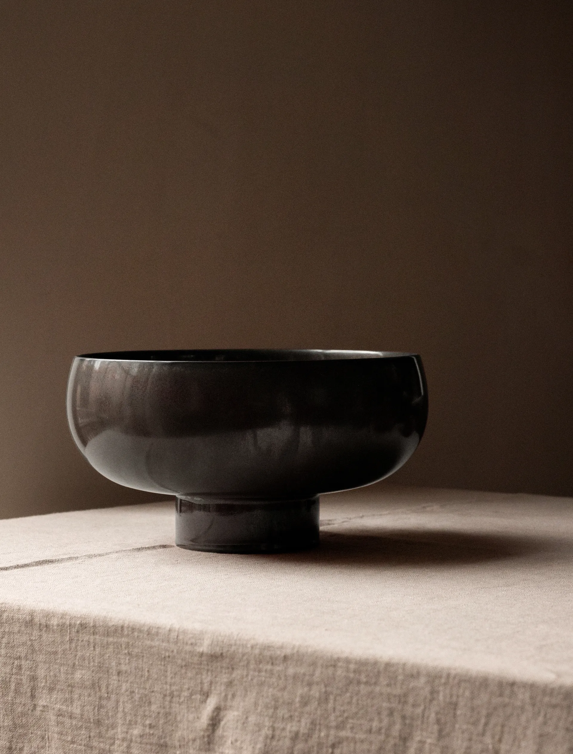 New Norm Fruchtschale Ø25cm, Dunkel glasiert Audo Copenhagen