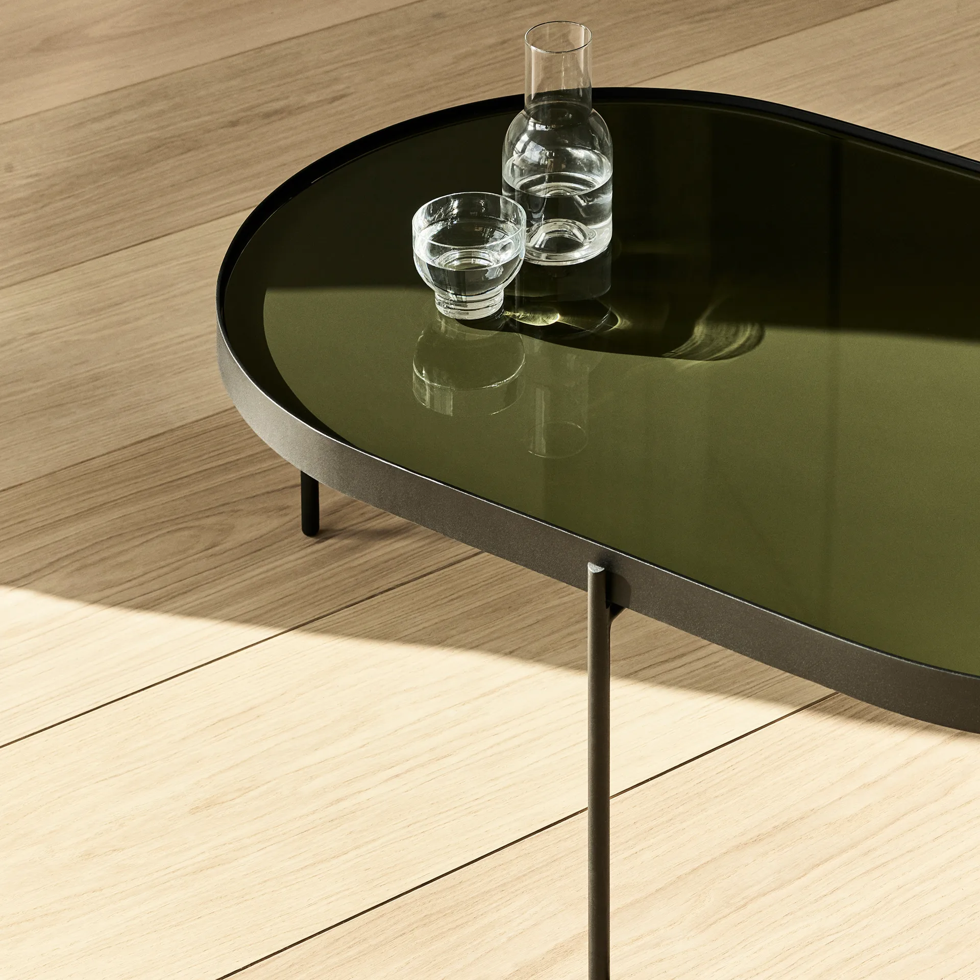 NoNo Couchtisch L 59,5 x 96,5cm, Schwarz-dunkelgrün Audo Copenhagen