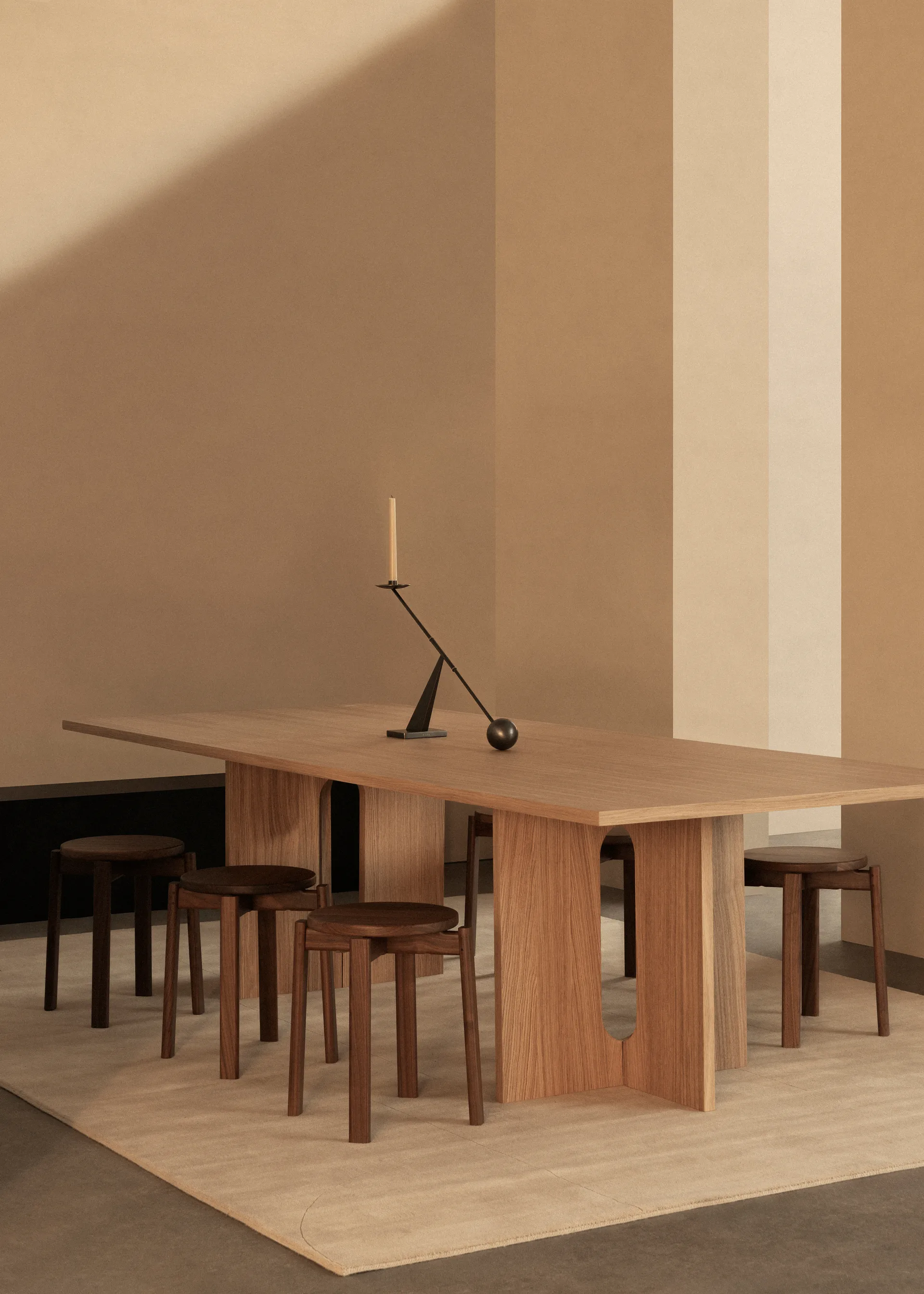 Passage Hocker, Dunkel gebeizte Eiche Audo Copenhagen