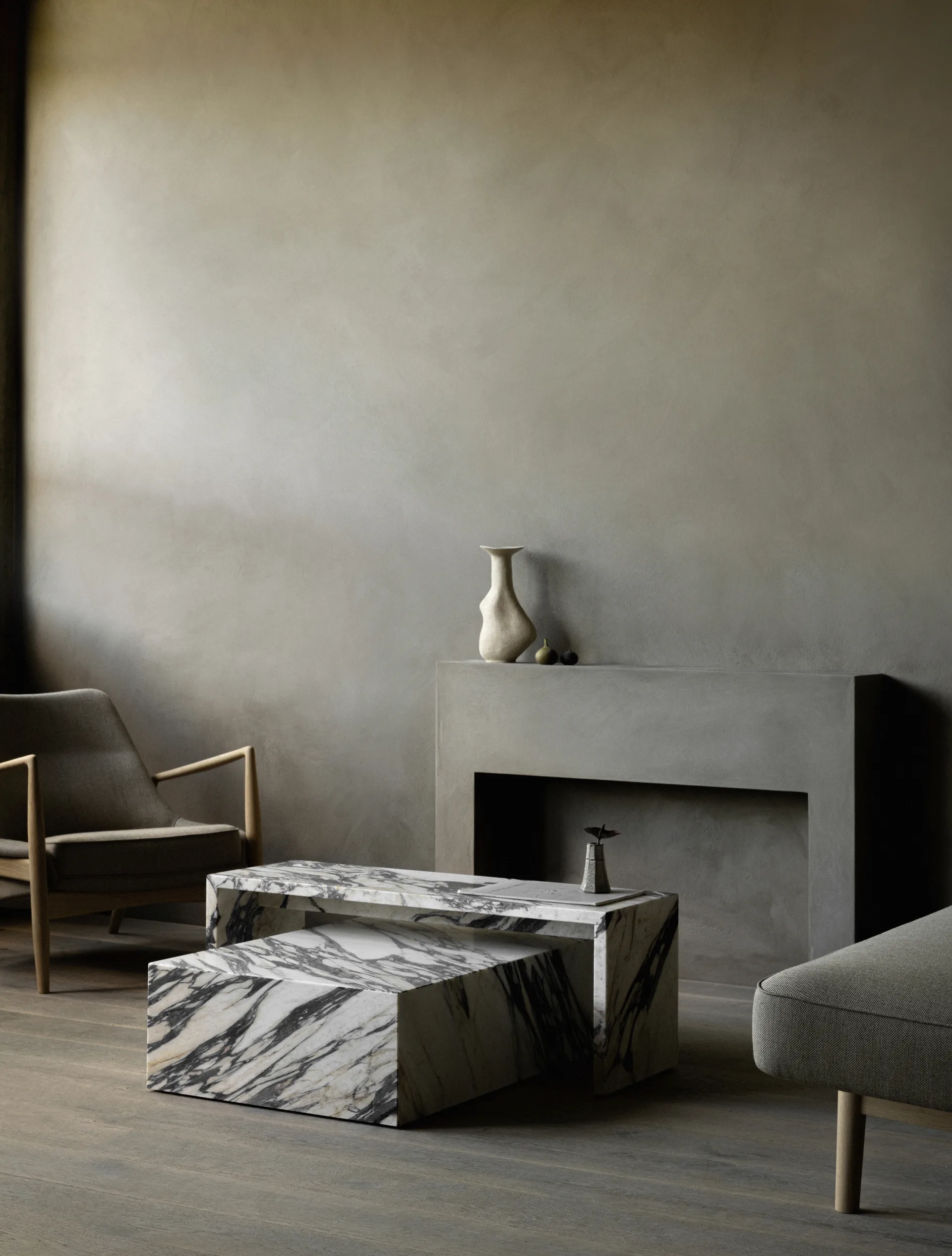 Plinth Bridge Beistelltisch, Calacatta Viola Audo Copenhagen