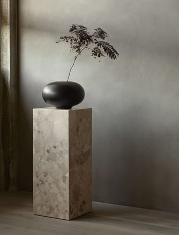 Plinth Pedestal Blumentopfständer - Kunis Breccia - Audo Copenhagen