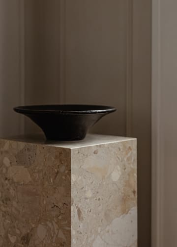 Plinth tall Beistelltisch 30x30x51 cm
 - Kunis Breccia - Audo Copenhagen