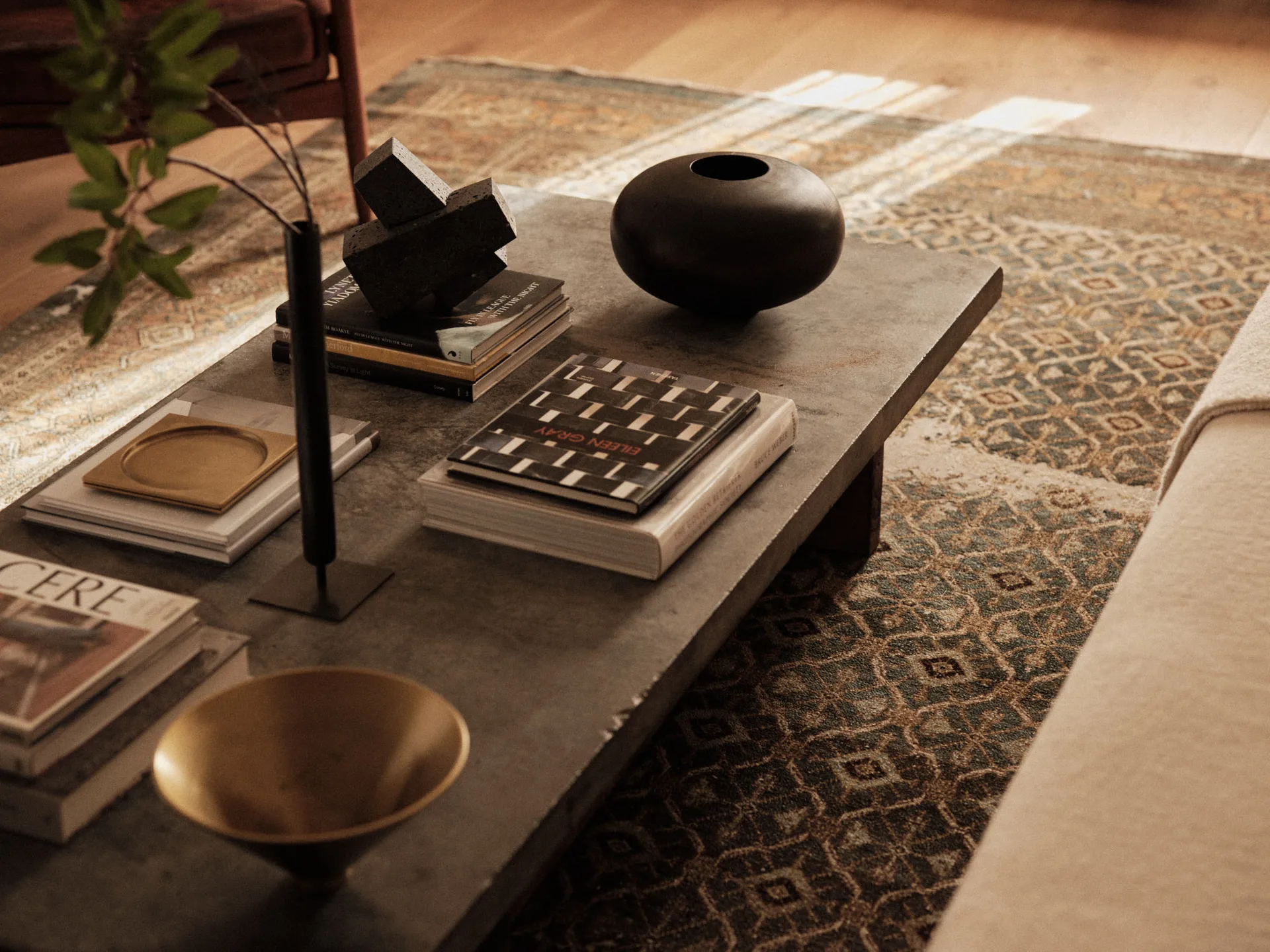 Surround Vase 17,5 cm, Mangoholz Audo Copenhagen