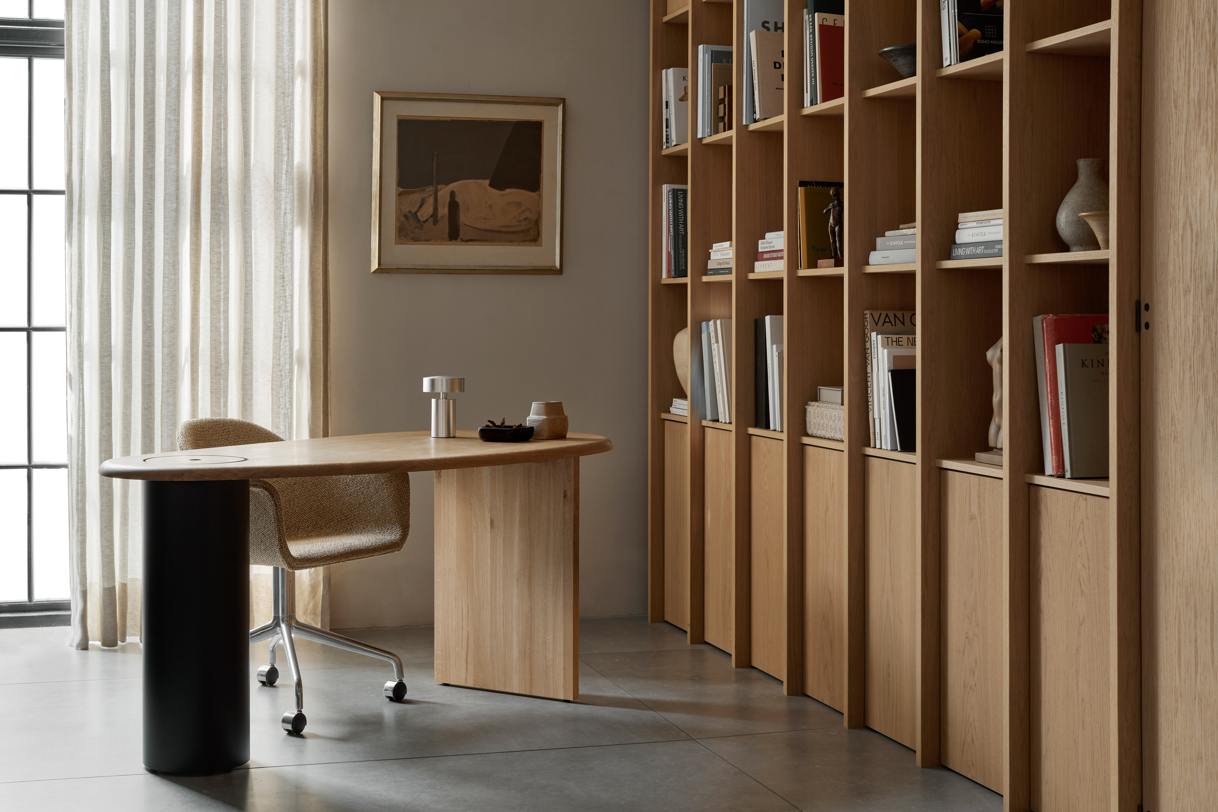 The Eclipse desk Schreibtisch Audo Copenhagen NordicNest