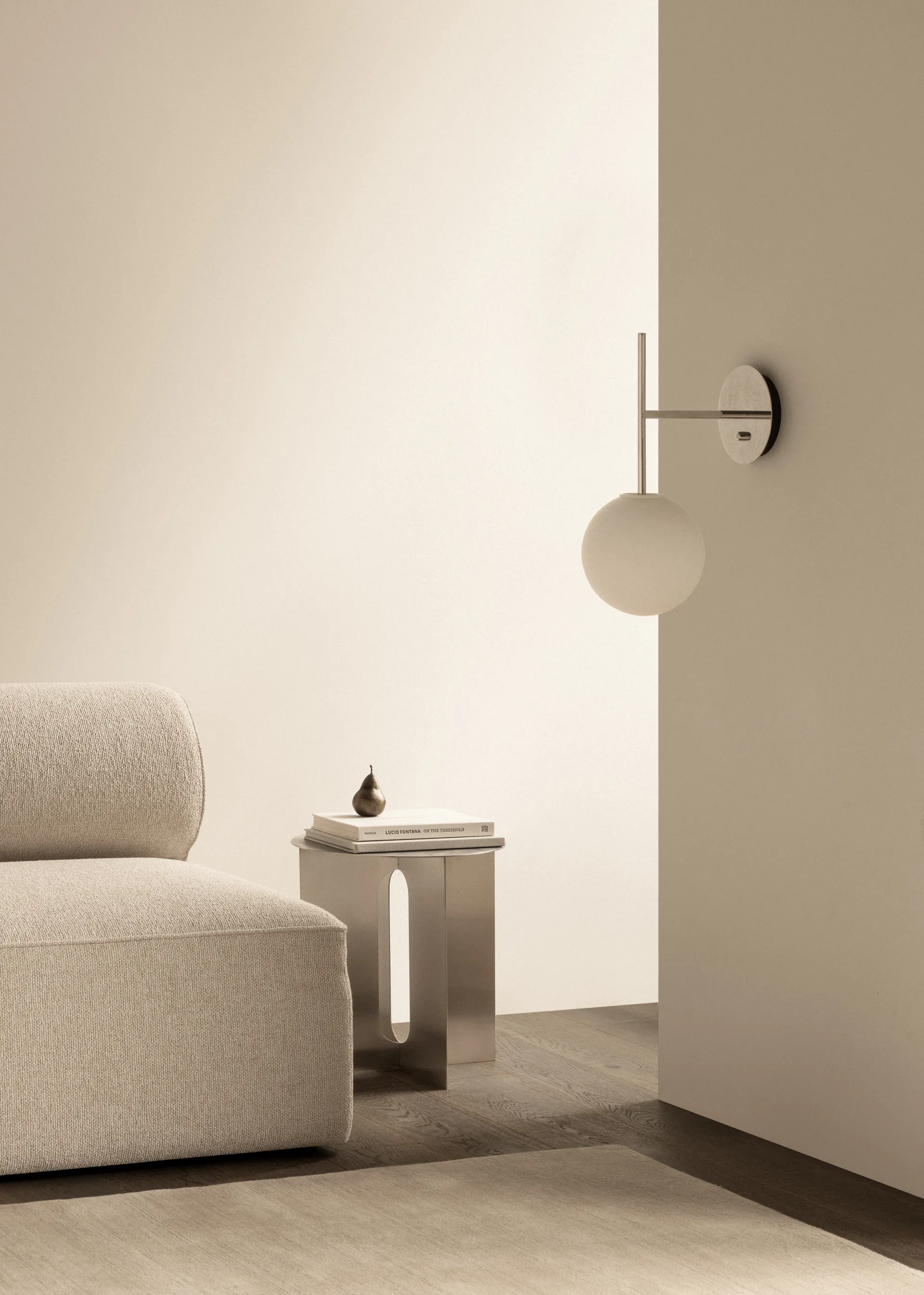 TR Bulb Suspended Wandleuchte, Polished steel Audo Copenhagen