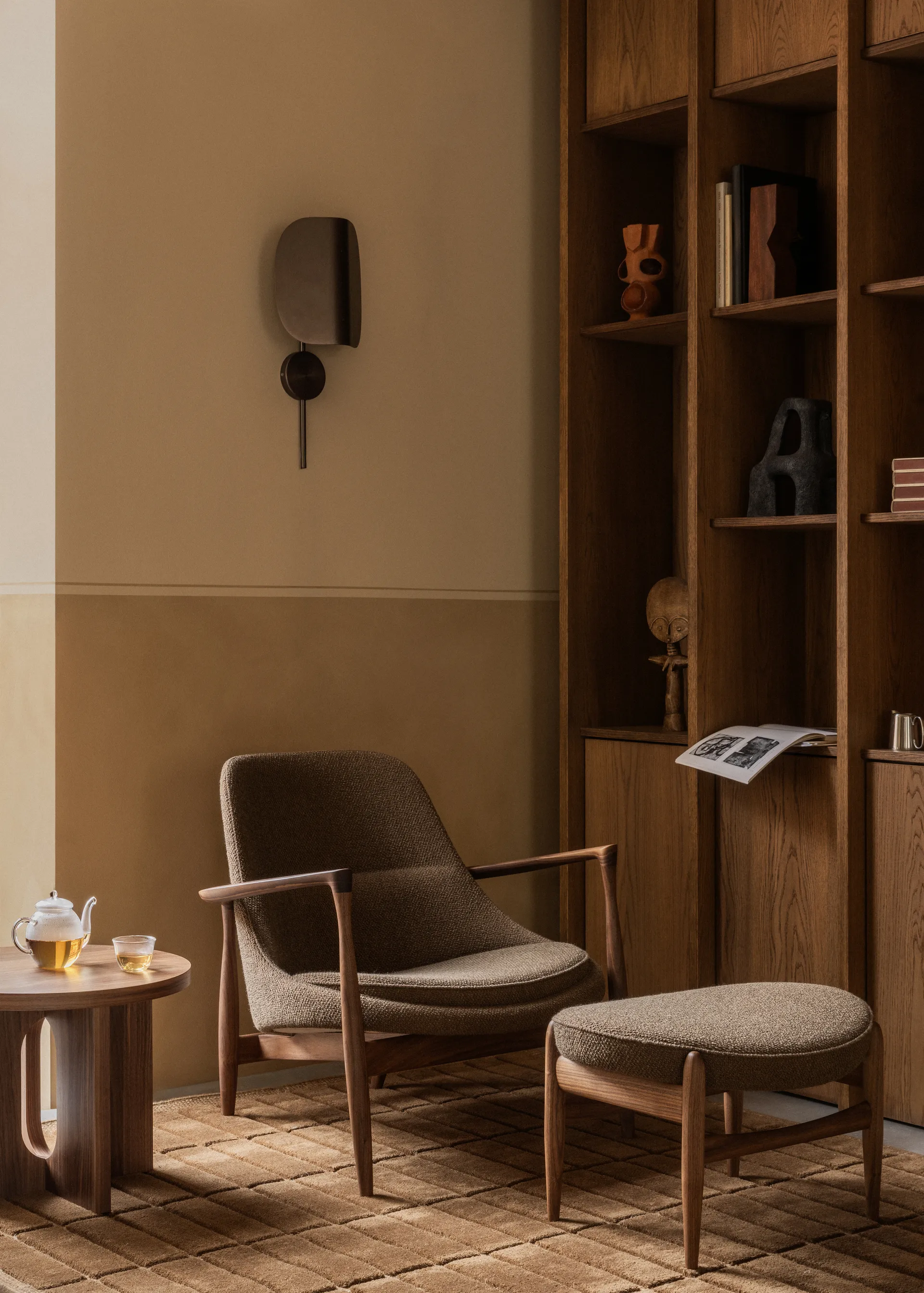 Wing Wandleuchte, Bronzed Aluminium, 47 cm Audo Copenhagen