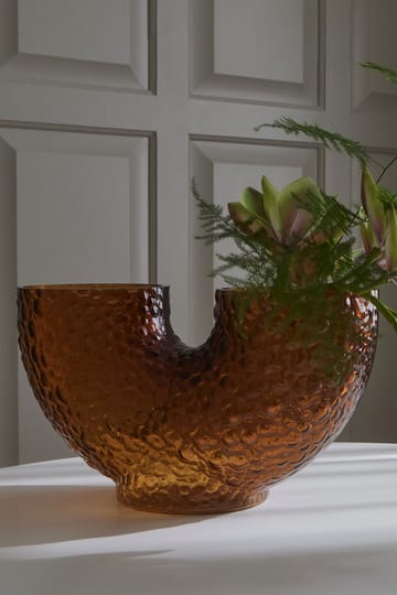 Arura Vase niedrig - Amber - AYTM