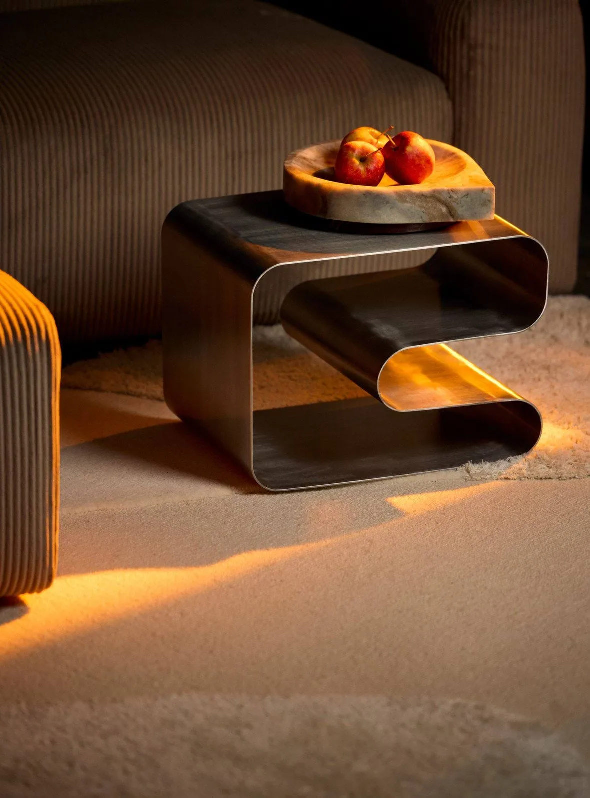 Curva Solid Hocker, Silver, 32x32x43,2 cm AYTM