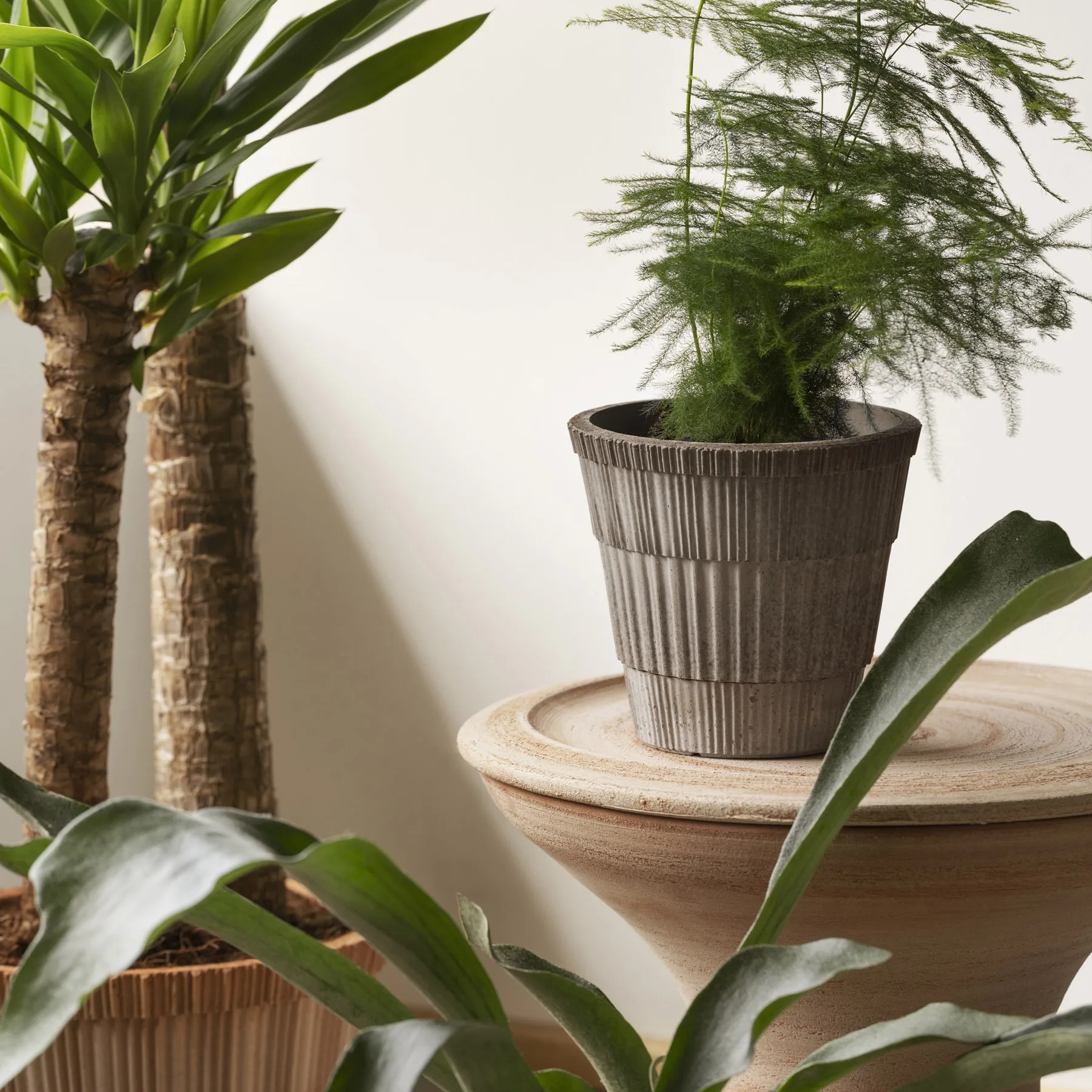 Atlas raw Topf mit Untersetzer, Grey, Ø16 cm Bergs Potter