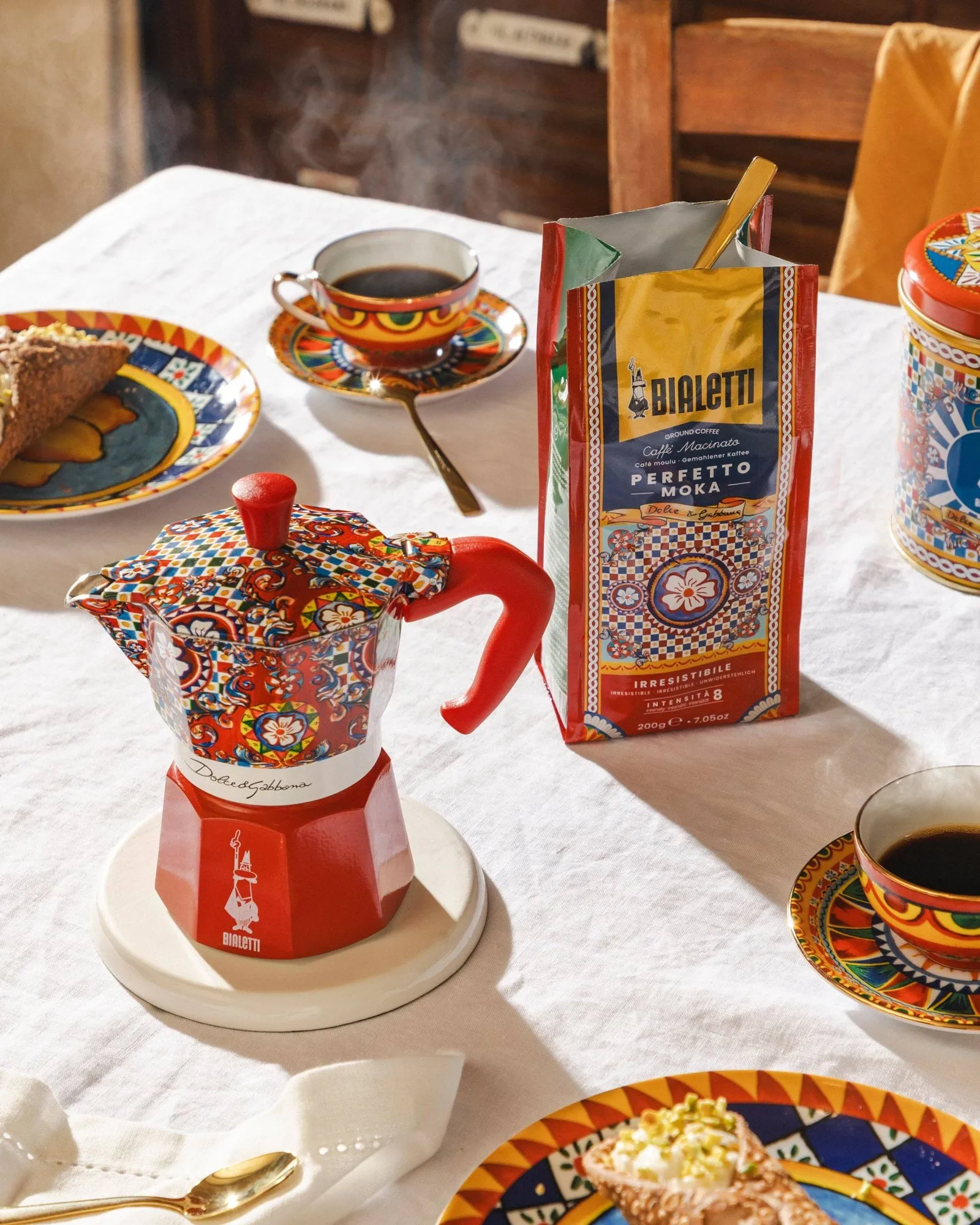 Bialetti x Dolce & Gabbana Mokkakanne, Sicilian cart, 3 Tassen Bialetti