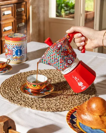 Bialetti x Dolce & Gabbana Mokkakanne - Sicilian cart, 6 Tassen - Bialetti