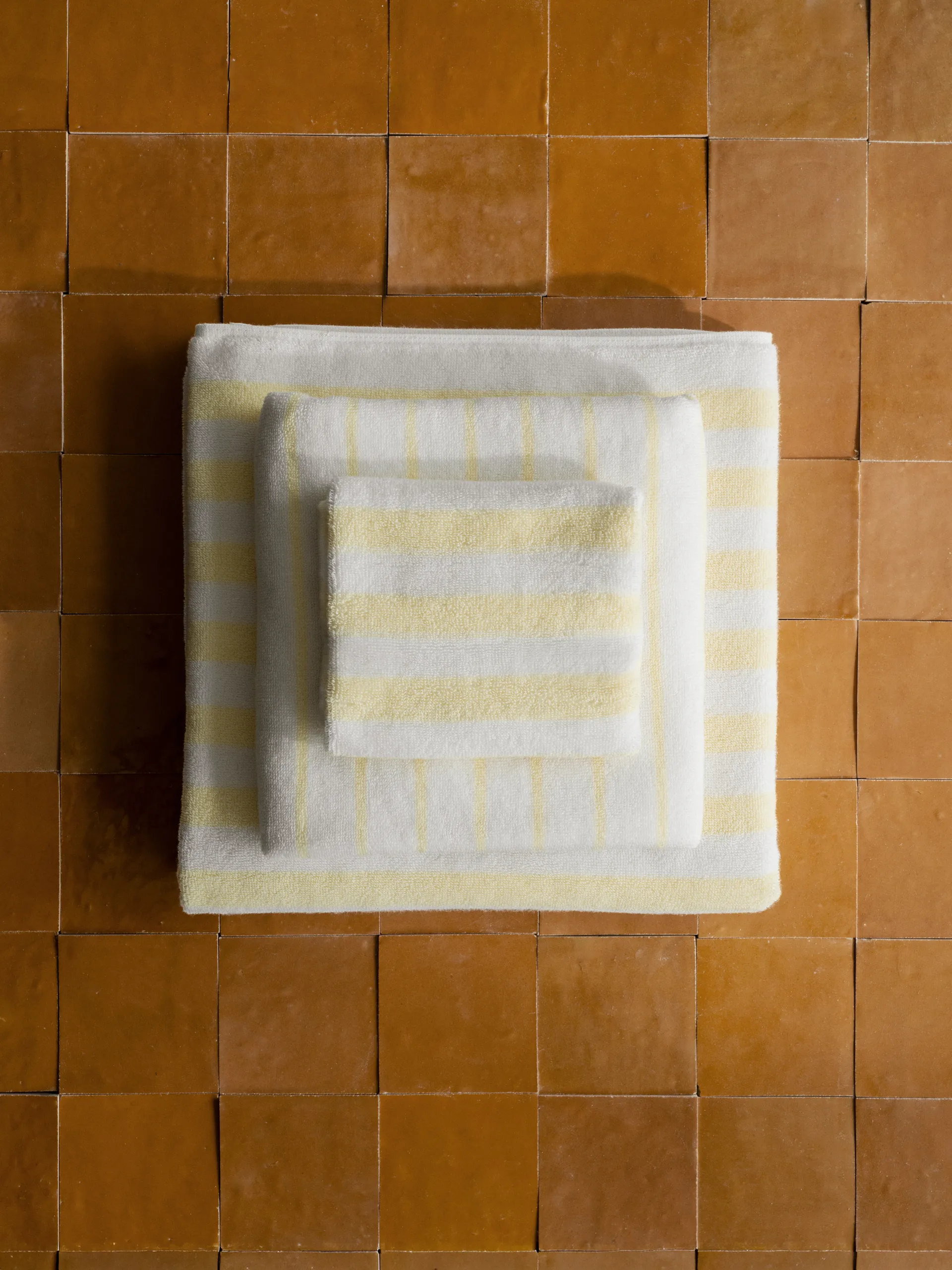 Arto Handtuch, 2-pack, White-transparent yellow, 30x50 cm blomus