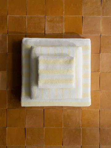 Arto Handtuch - Transparent yellow-white, 50x100 cm - blomus