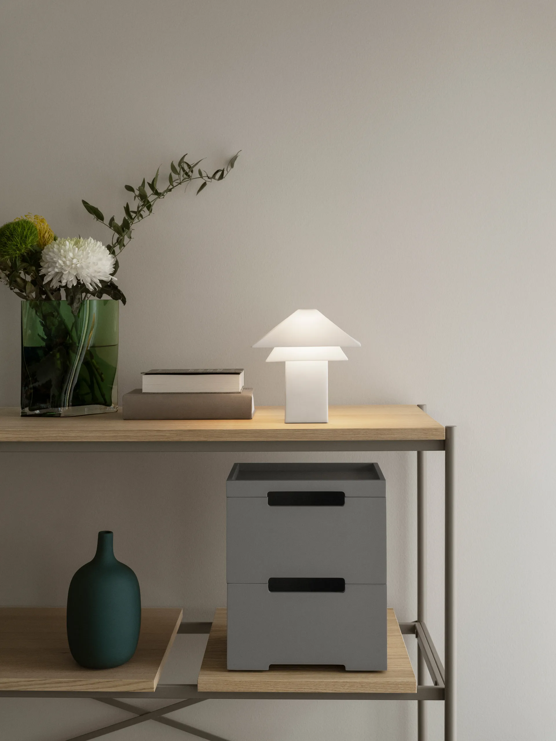 Duasis Vase, Agave Green, 21 cm blomus
