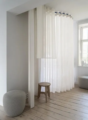 Kuon Sitzpouf Ø48x45 cm - Socia desert - blomus