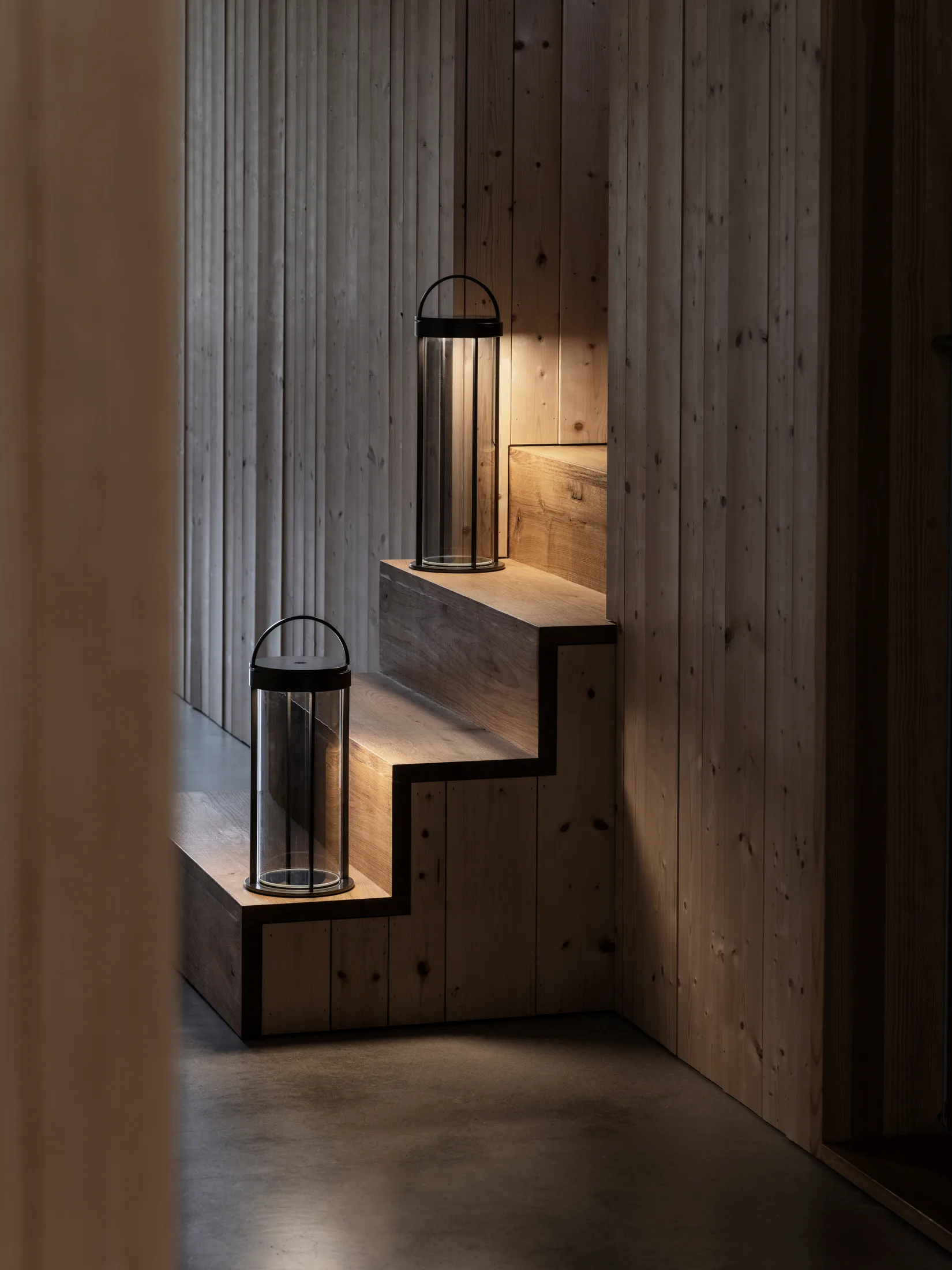 Mituro mobil-LED-Leuchte S, Gunmetal blomus