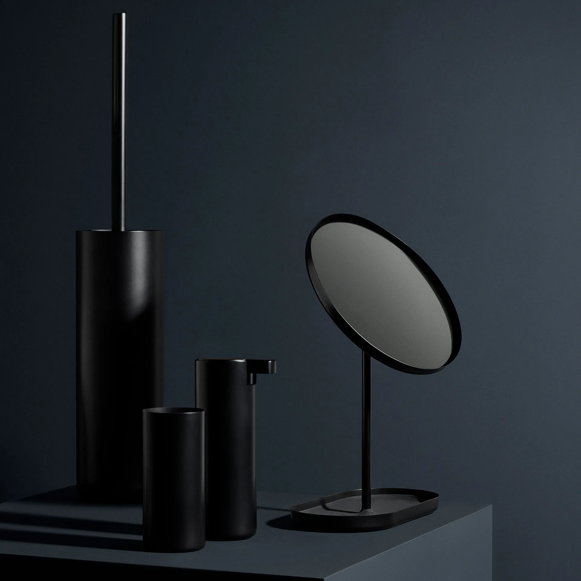 Modo Zahnbürstenbecher, Schwarz blomus