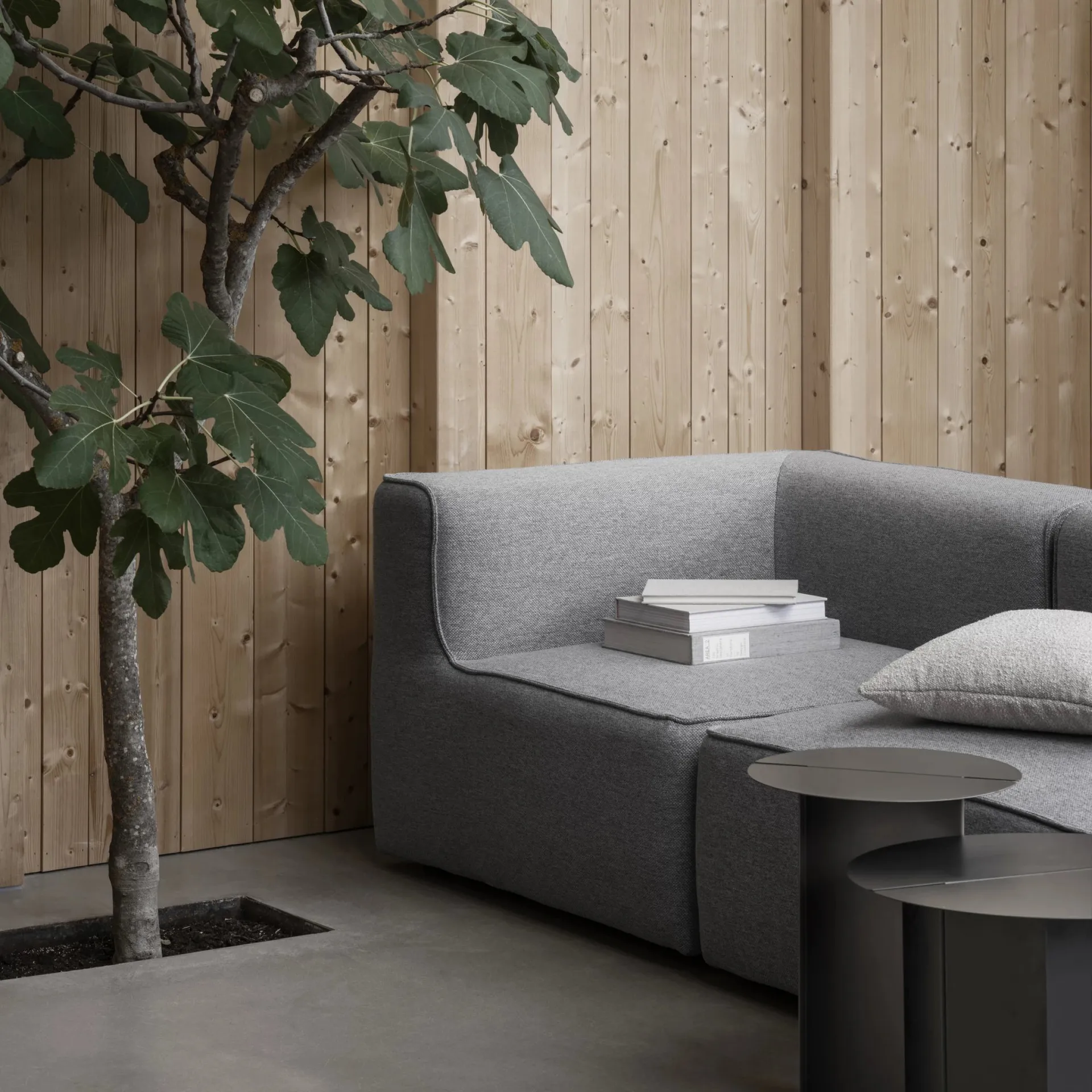 ORU Beistelltisch S Ø35 cm, Burned metal blomus