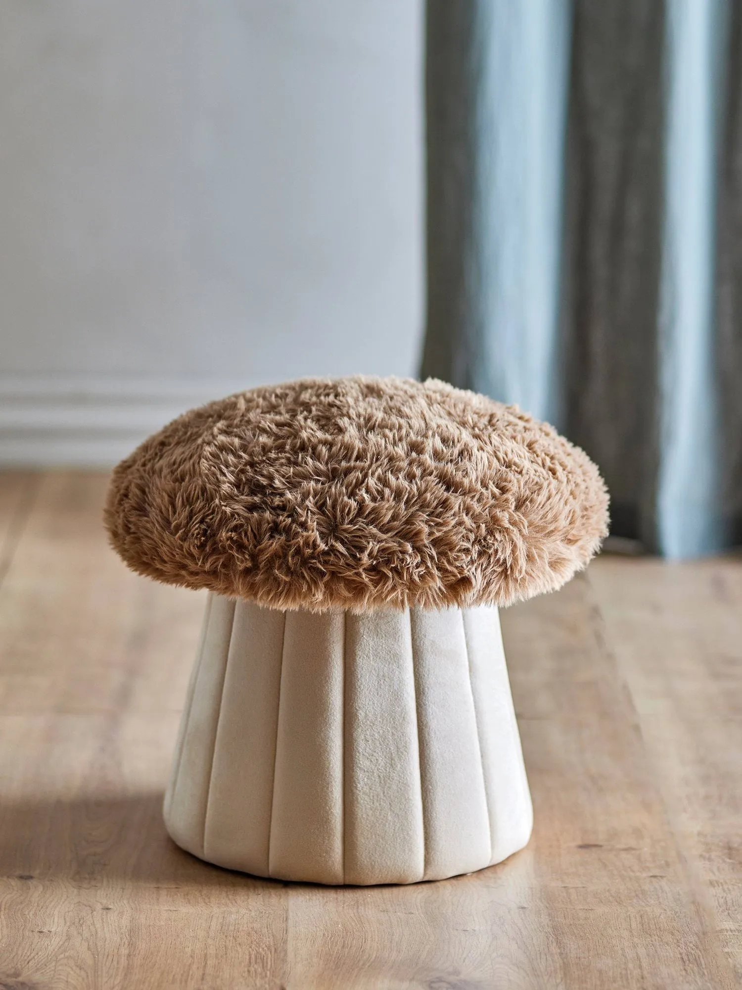 Bertil Pouf Ø37cm, Schwamm, Braun Bloomingville