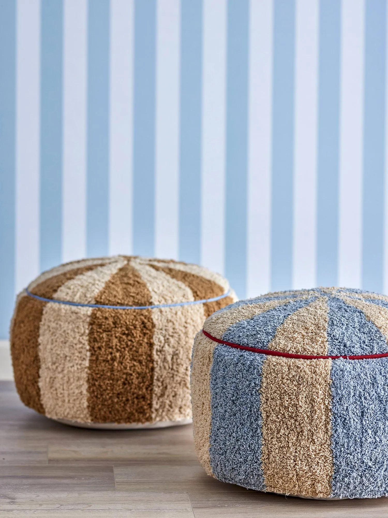 Charoline Pouf Ø44cm, Blau-Weiß-Rot Bloomingville