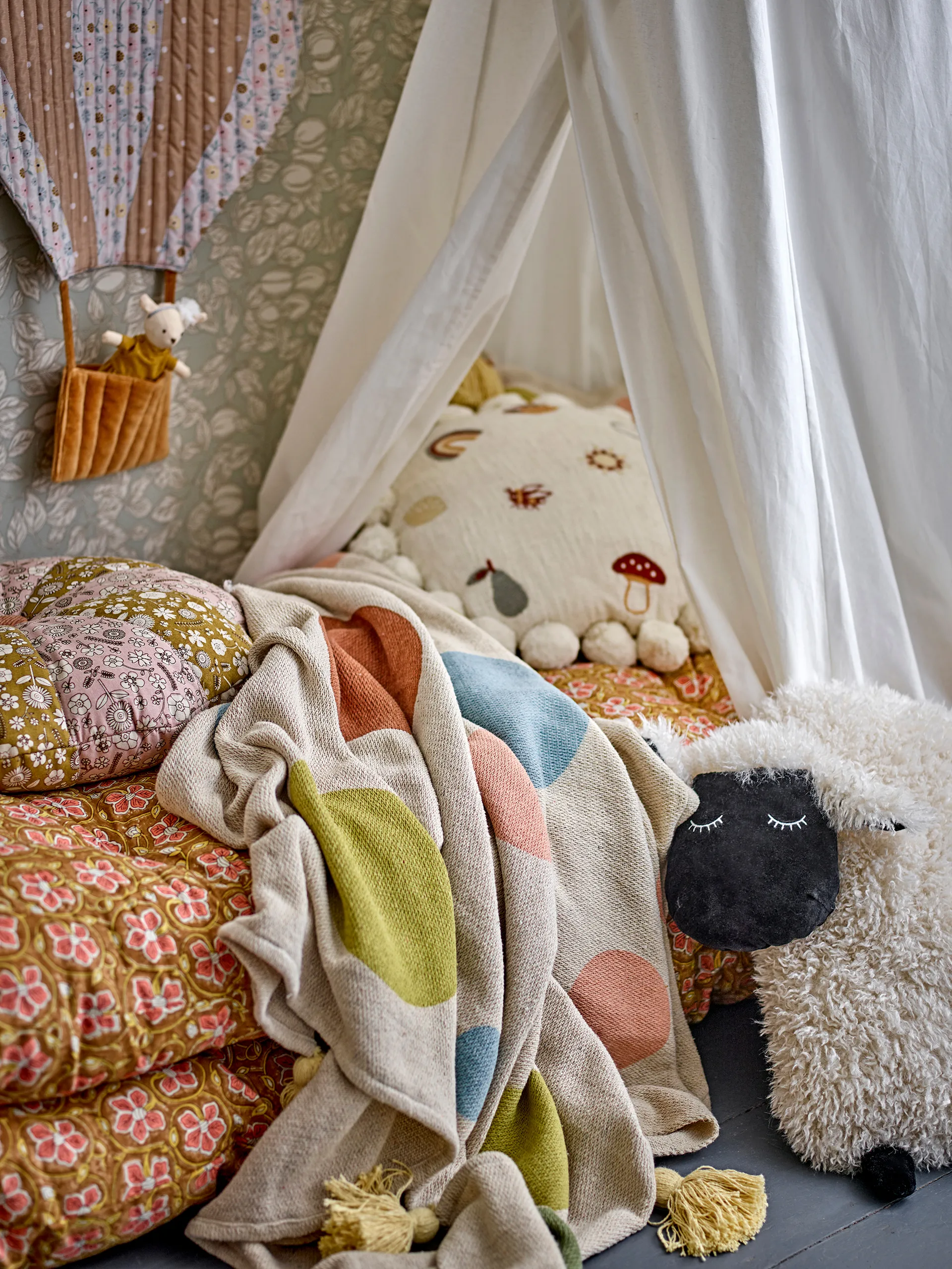 Dolly Kissen 46x56 cm, Weiß Bloomingville