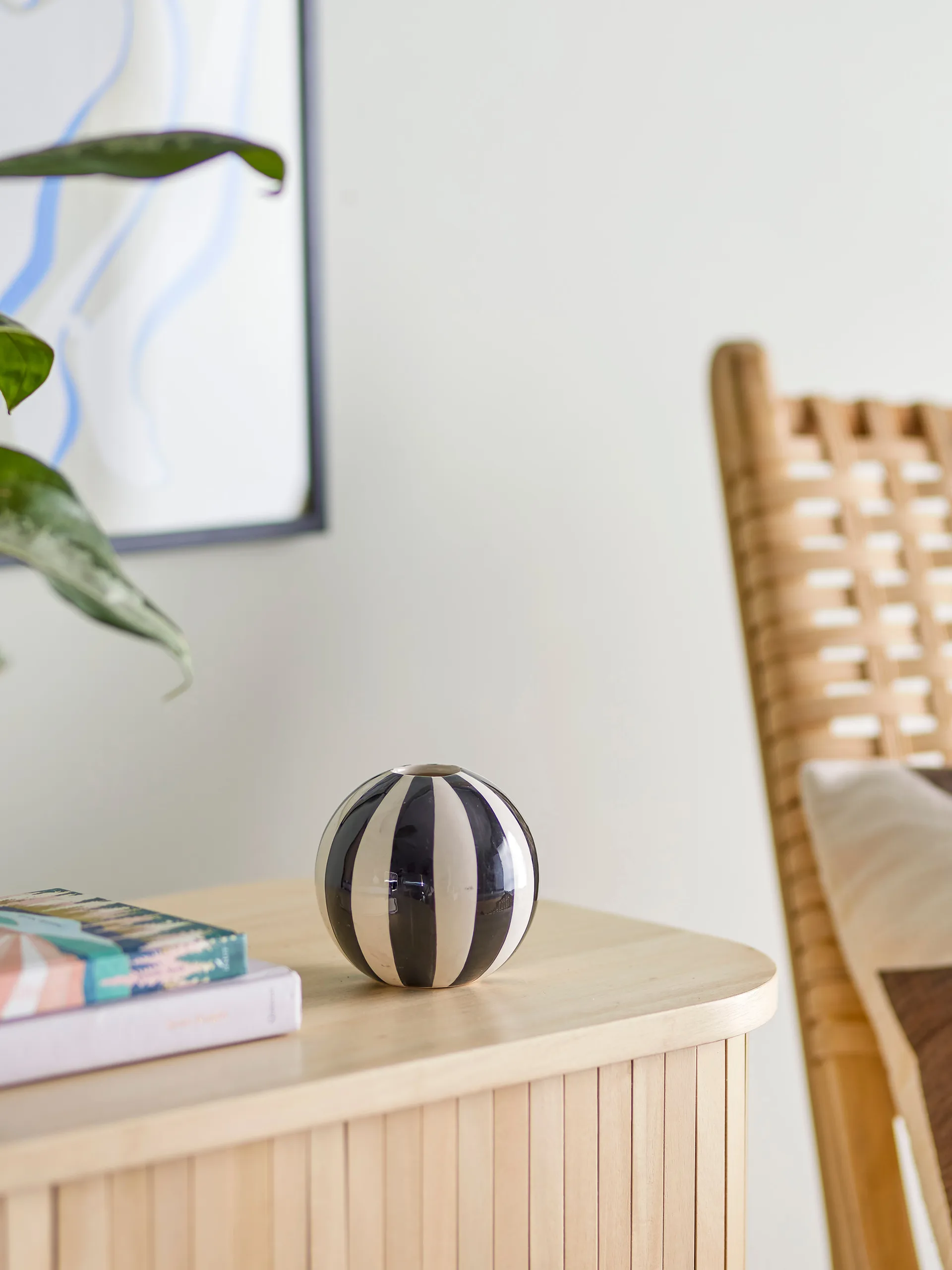 Eja Vase Ø10,5cm, Schwarz-weiß Bloomingville