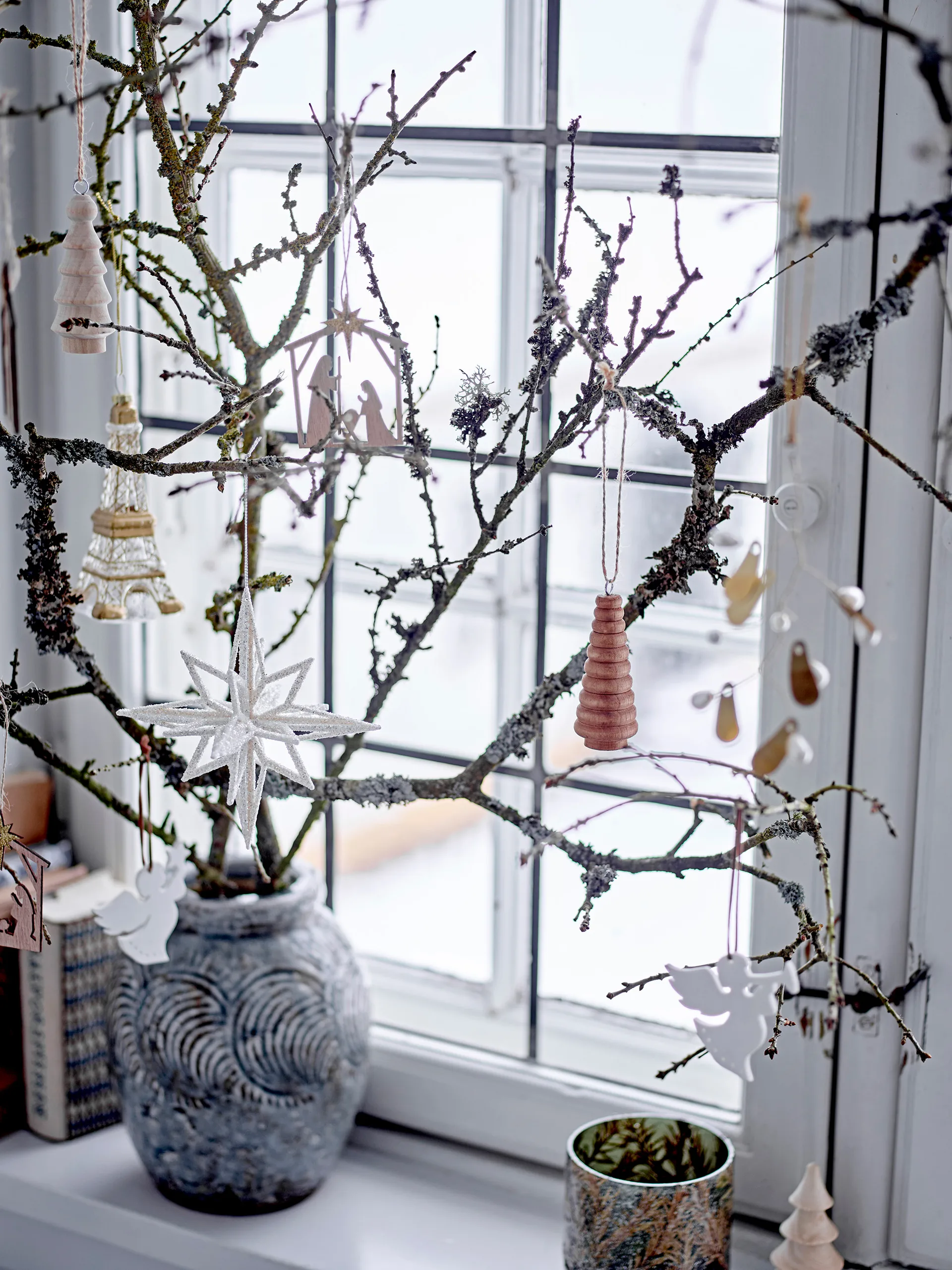 Jonan Weihnachtsbaumanhänger Holz 9 Teile, Krippe Bloomingville