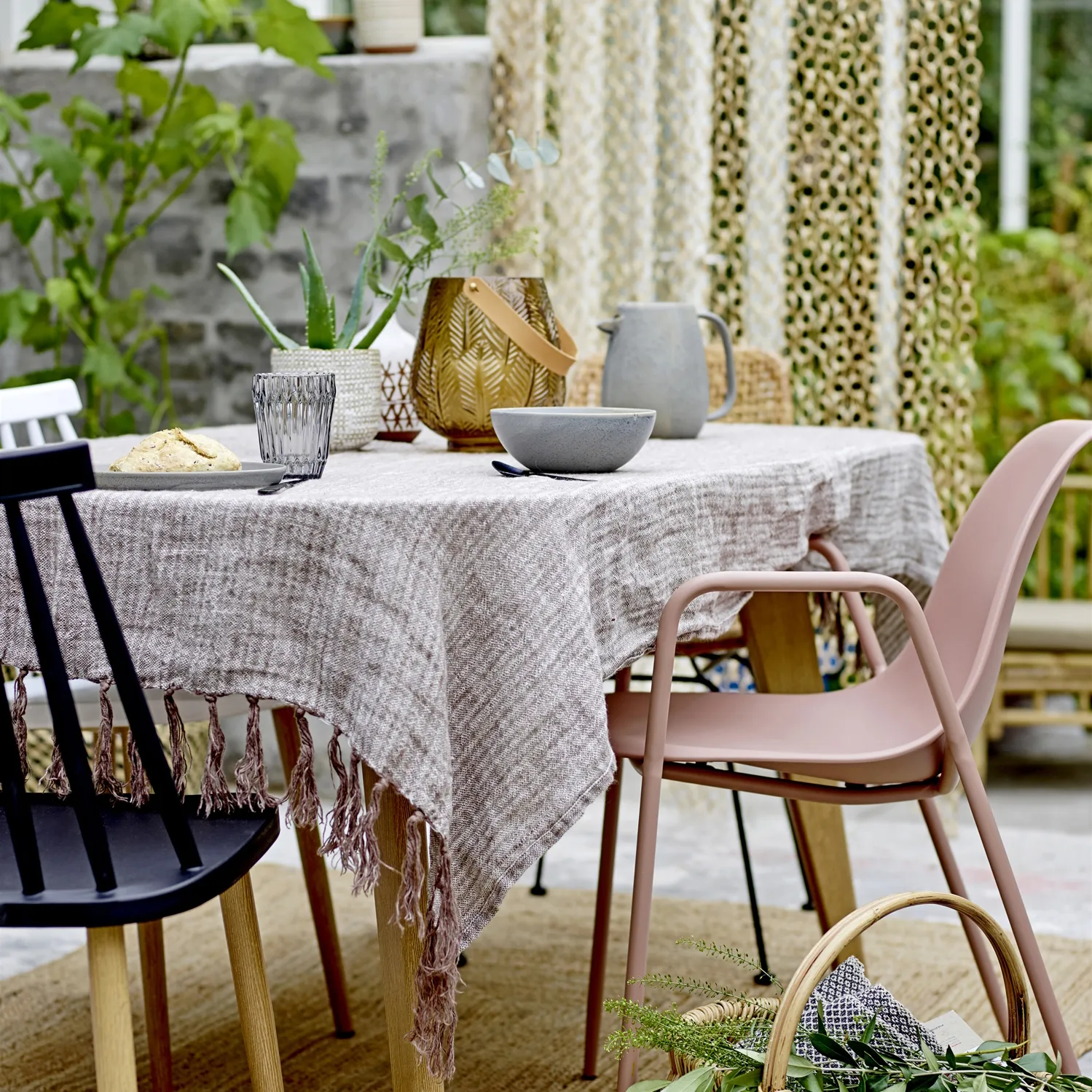 Kendra Kanne, Grau Bloomingville