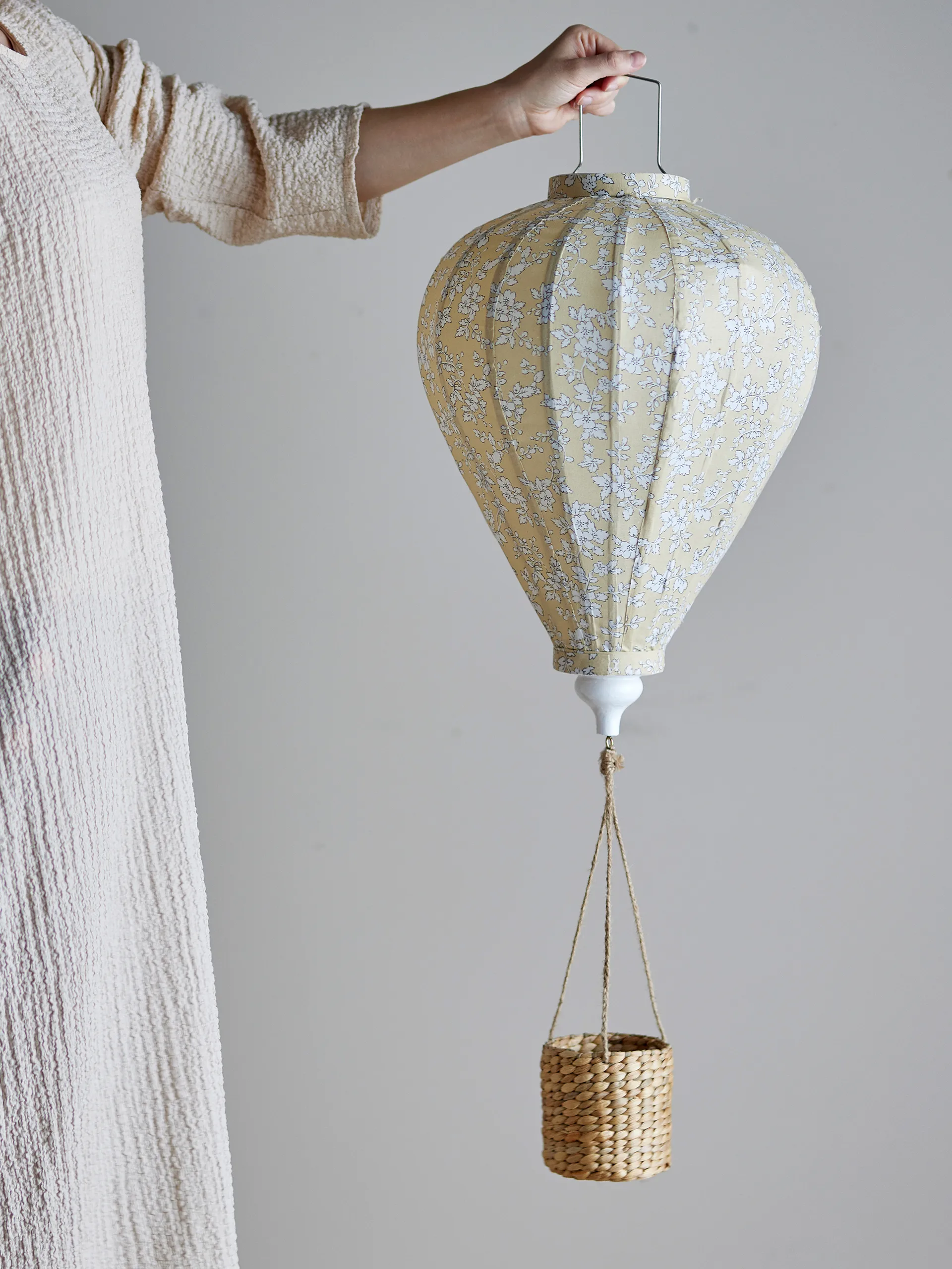 Pomp mobil 85 cm, Gelb Bloomingville