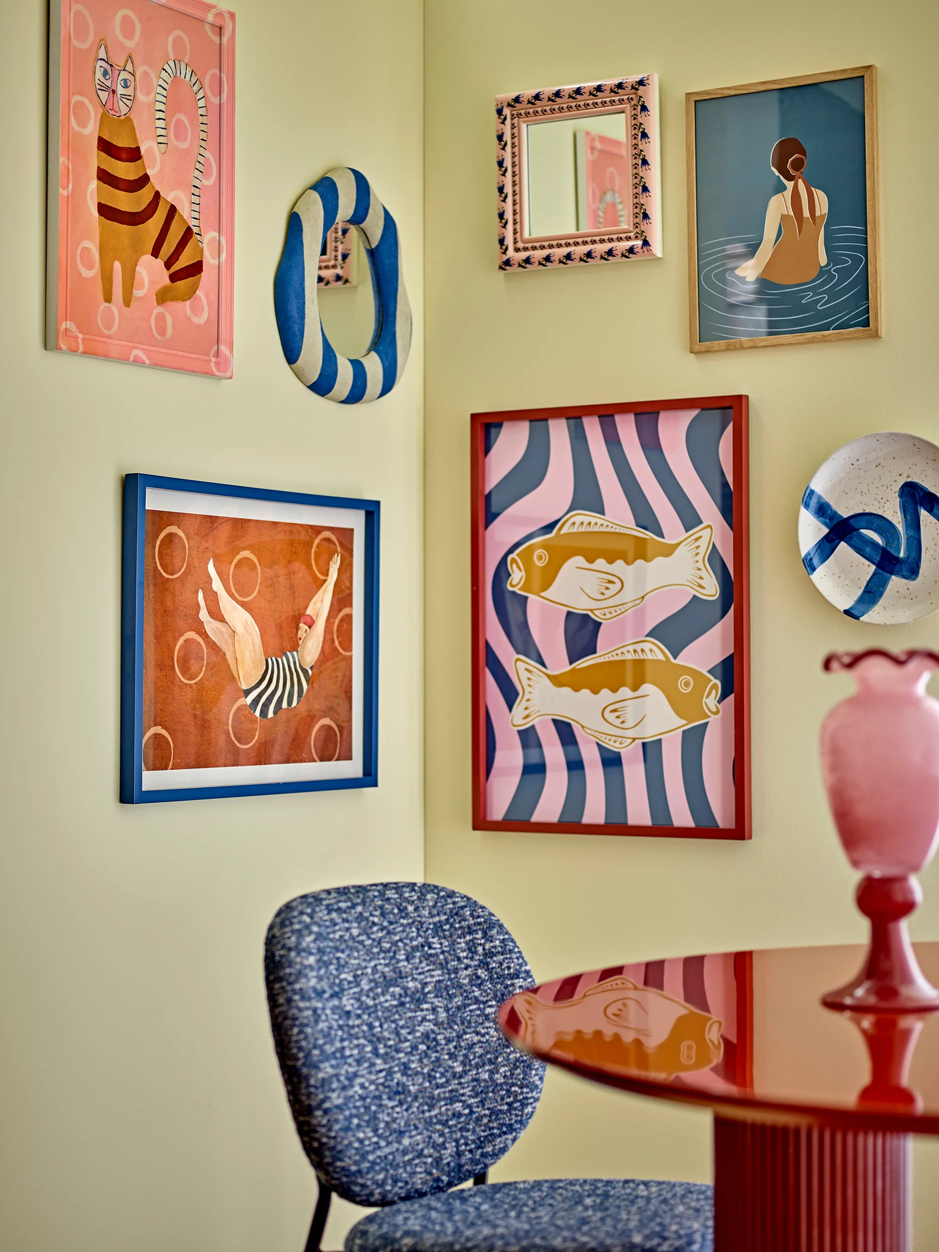 Remy Illustration mit Rahmen 50x70 cm, Rose Bloomingville