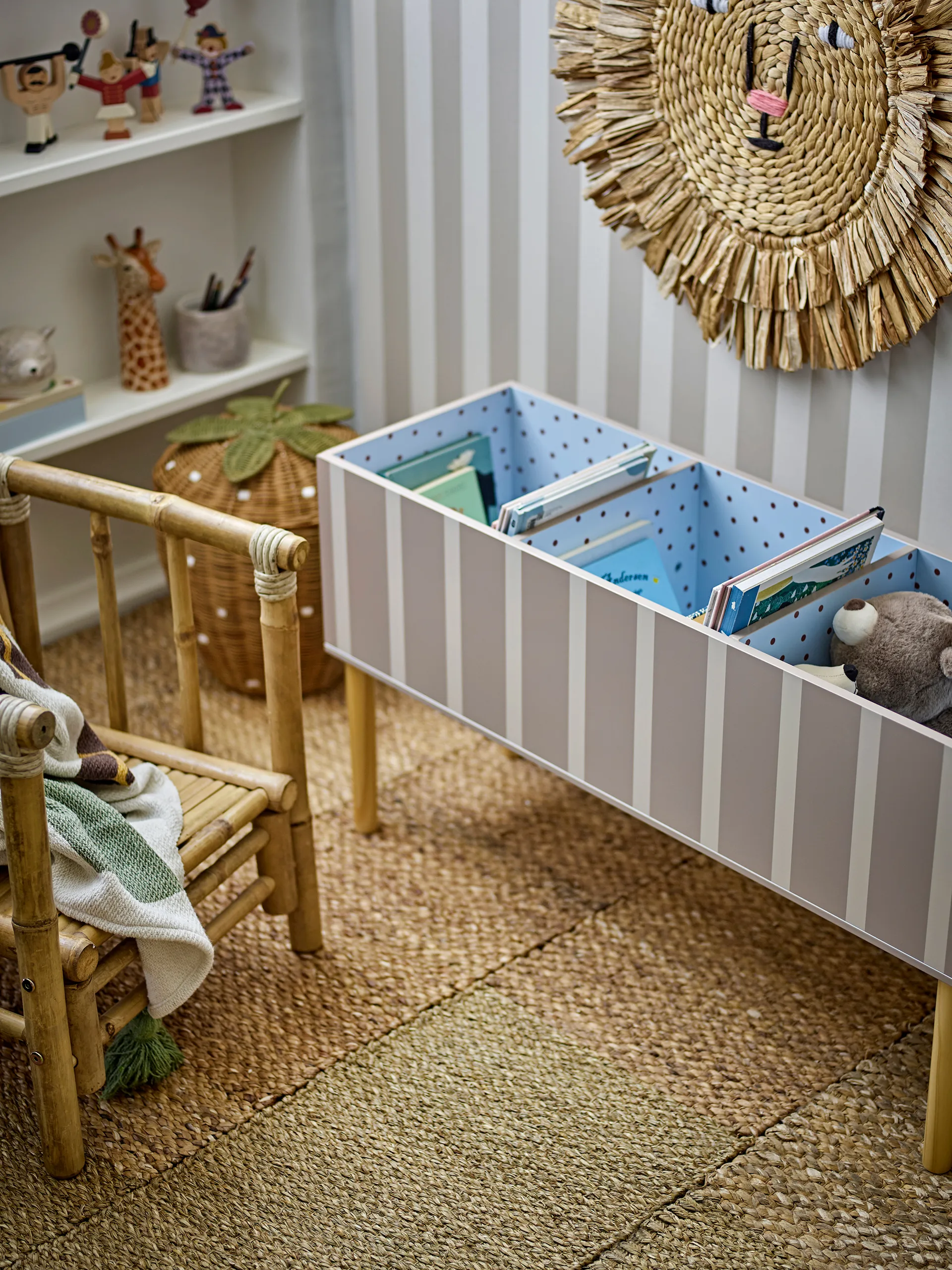 Salam Buchstütze 90x50 cm, Braun Bloomingville