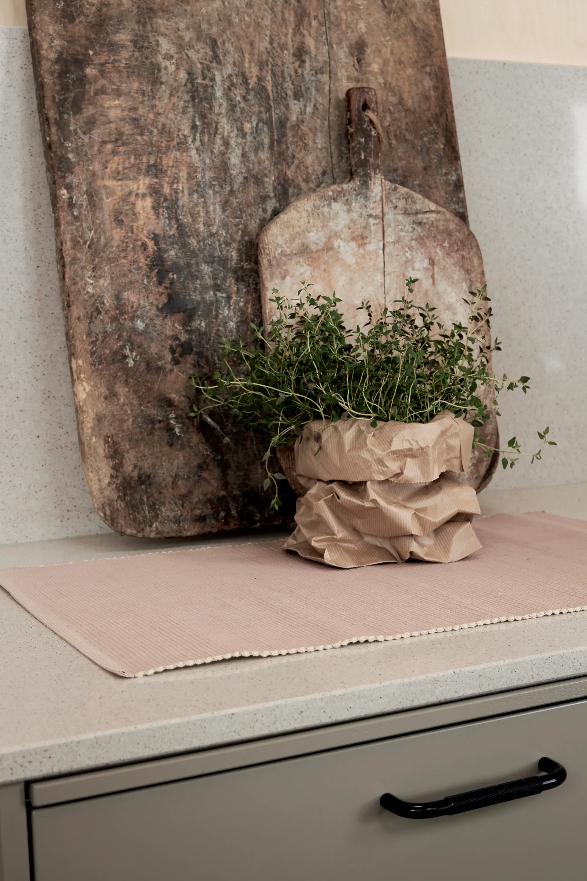 Cleo Tischläufer 40 x 140 cm, Rosa Boel & Jan