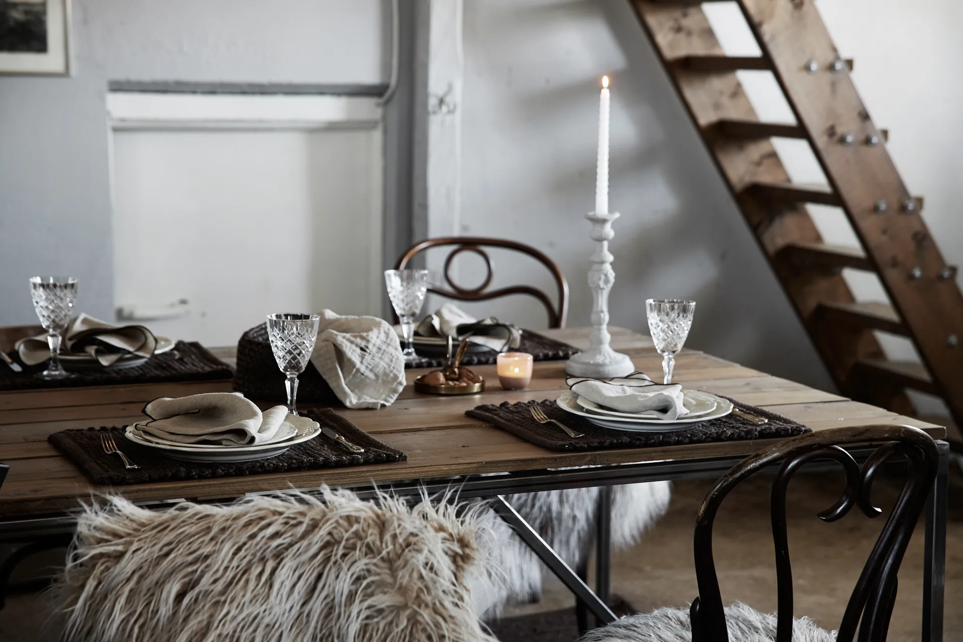 Dolly Stuhlkissen Ø35cm, Braun Boel & Jan