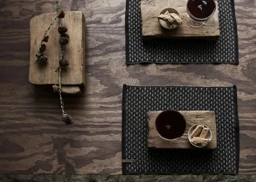 Theun Tischset 35x45cm - Schwarz-natur - Boel & Jan