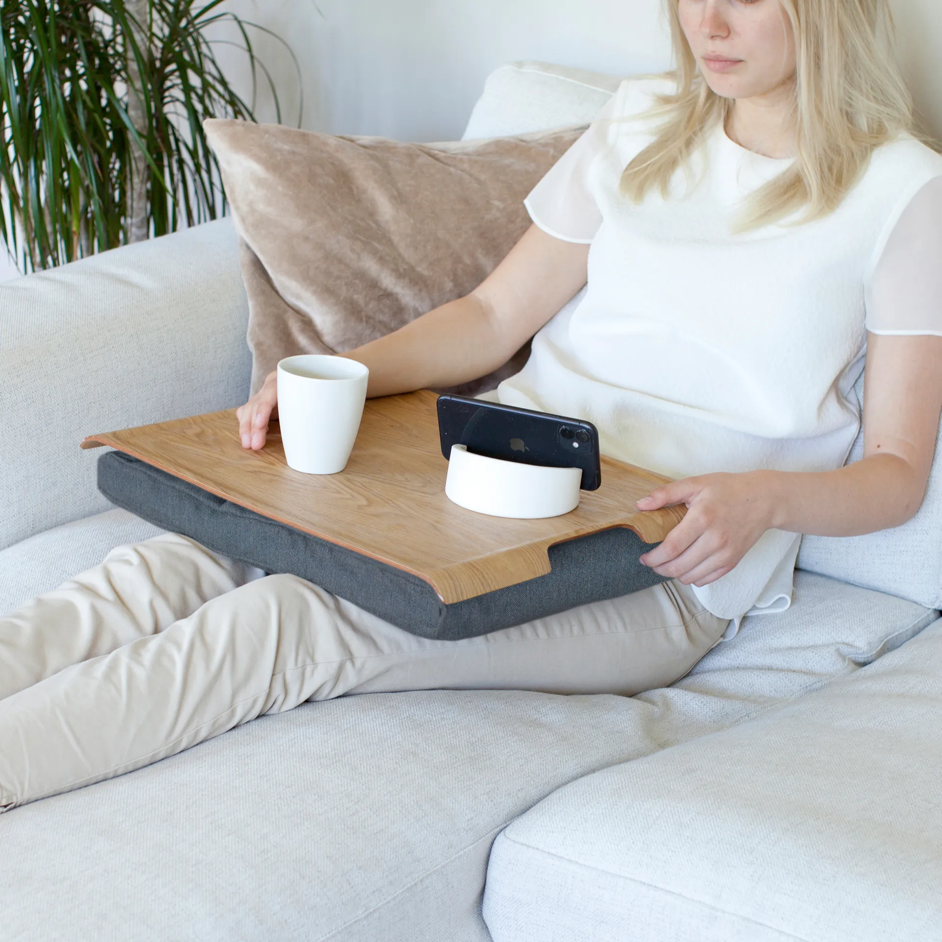 Bosign Knietablett, Weidenholz-salt & peppar grau Bosign