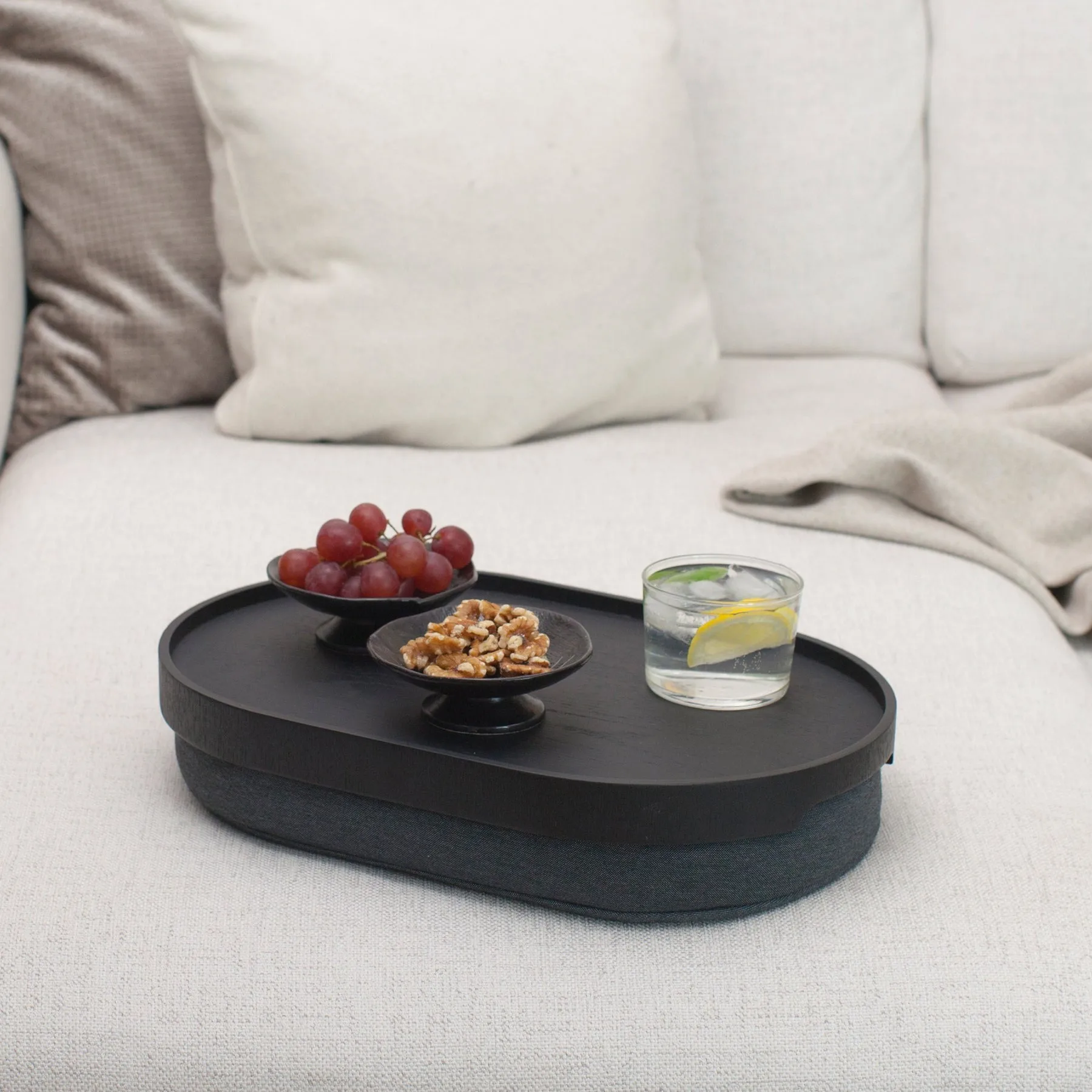 CurveLine™ Anti-Rutsch-Knietablett 39x26 cm, Schwarz Weide-grau Bosign