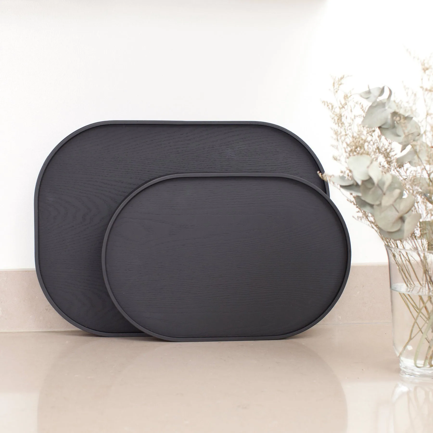 CurveLine™ Servierplatte Anti-Slip 47x34 cm, Schwarze Weide Bosign