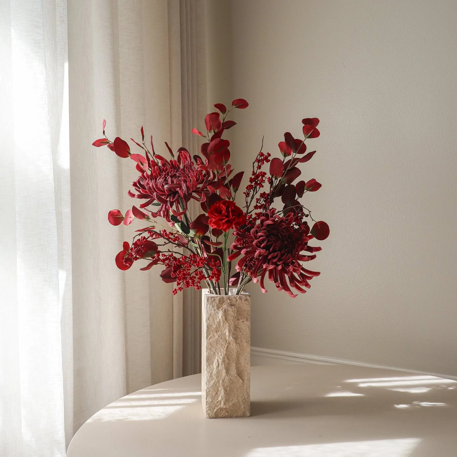 Berry drama Kunstblumenstrauß, Spinnen-Chrysantheme, Nelke, Eukalyptus, 84 cm Botané