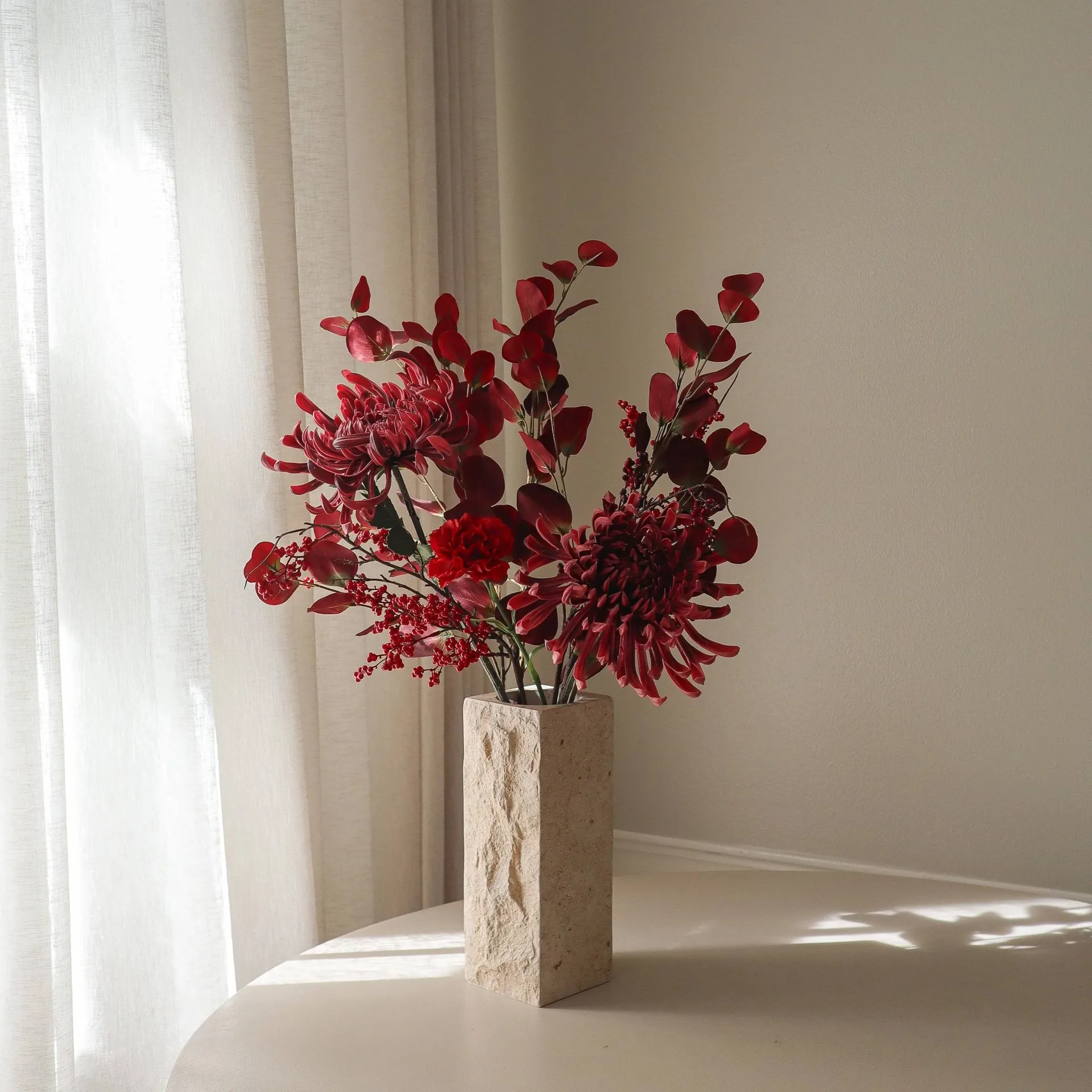Berry drama Kunstblumenstrauß, Spinnen-Chrysantheme, Nelke, Eukalyptus, 84 cm Botané