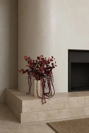 Burgunderfarbener Voile-Kunstblumenstrauß - Eukalyptus, Amarant, 84 cm - Botané