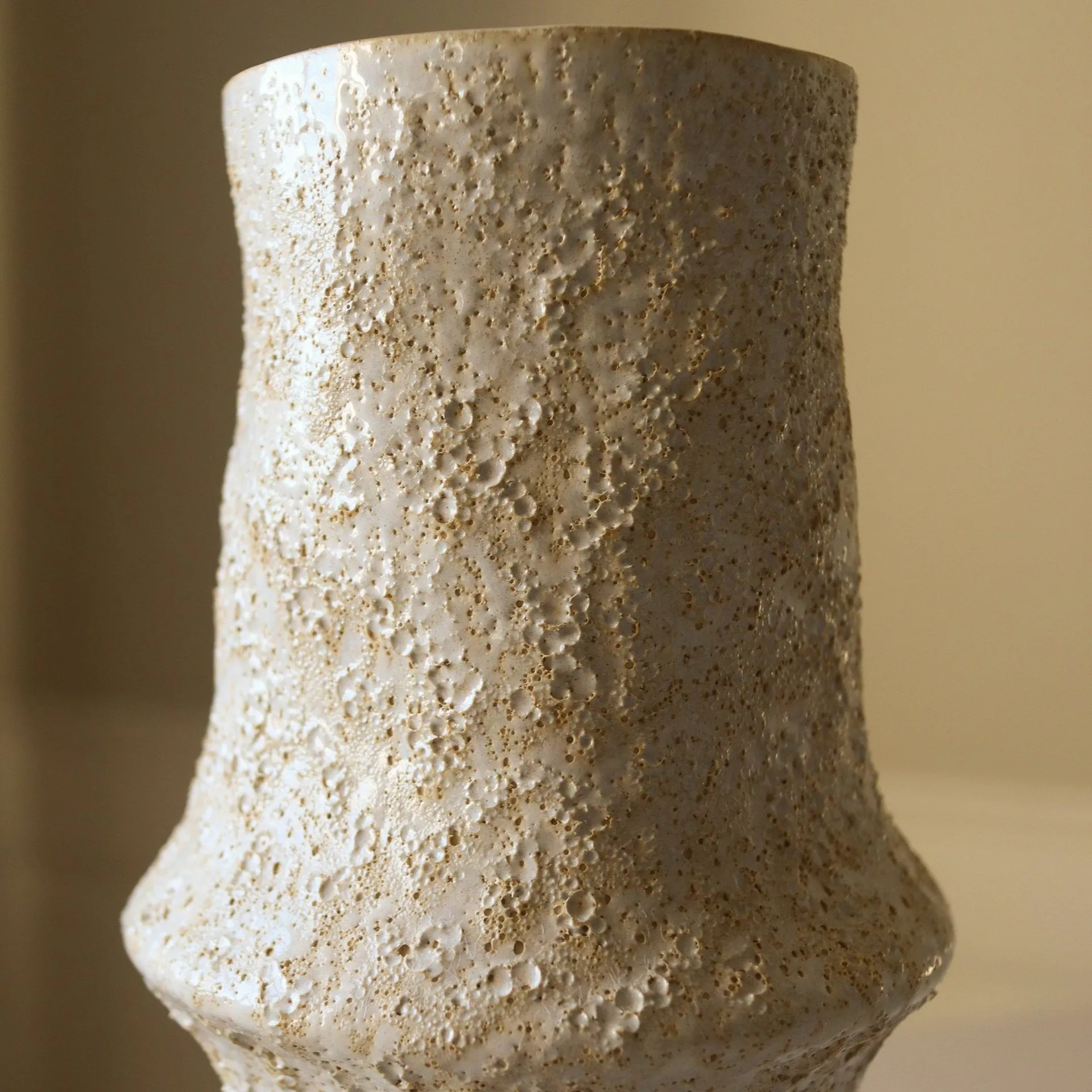 Earth Keramikvase, Large, Ø10x30,5 cm Botané