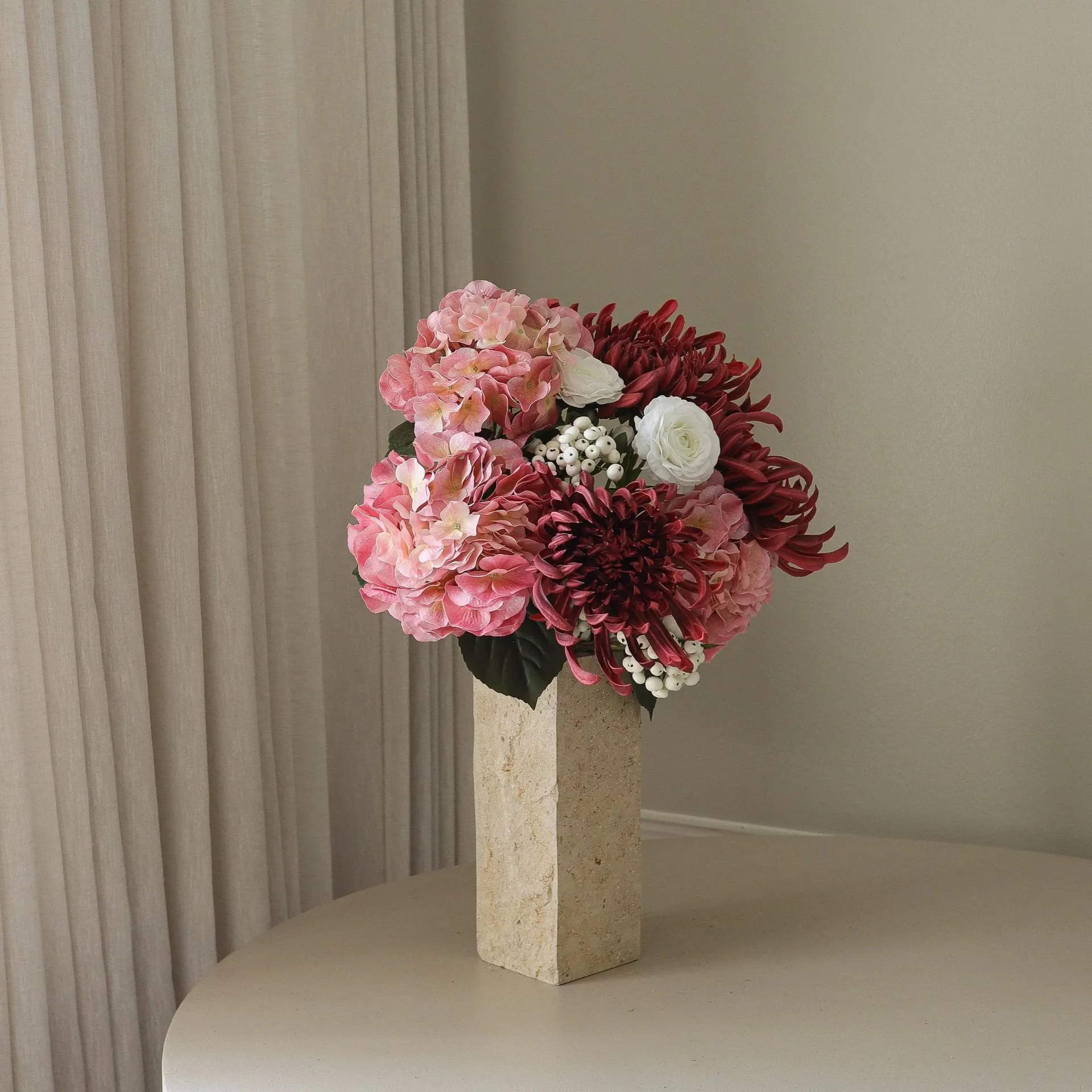 Rose reverie Kunstblumenstrauß, Hortensie, Spinnen-Chrysantheme, Ranunkel, 77 cm Botané