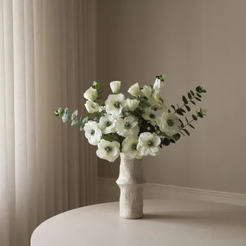 White Satin Kunstblumen-Bouquet - Anemone-Eukalyptus 9 St. - Botané
