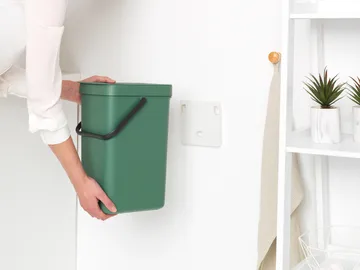 Abfallbehälter Sort & Go 12 L - Fir Green - Brabantia