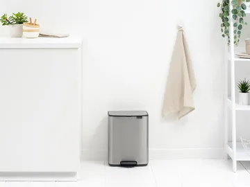 Bo Treteimner 12 l - Matt Steel Fingerprint Proof - Brabantia